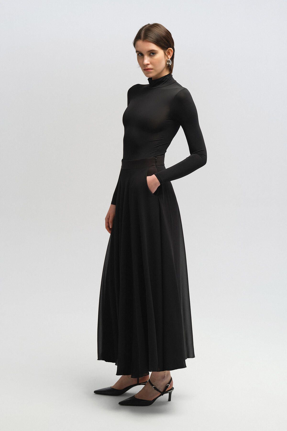 https://cdn.dsmcdn.com/ty1426/product/media/images/prod/QC/20240716/22/6e60cc64-ffbe-3ead-b2e0-98a47d0fb463/1_org_zoom.jpg