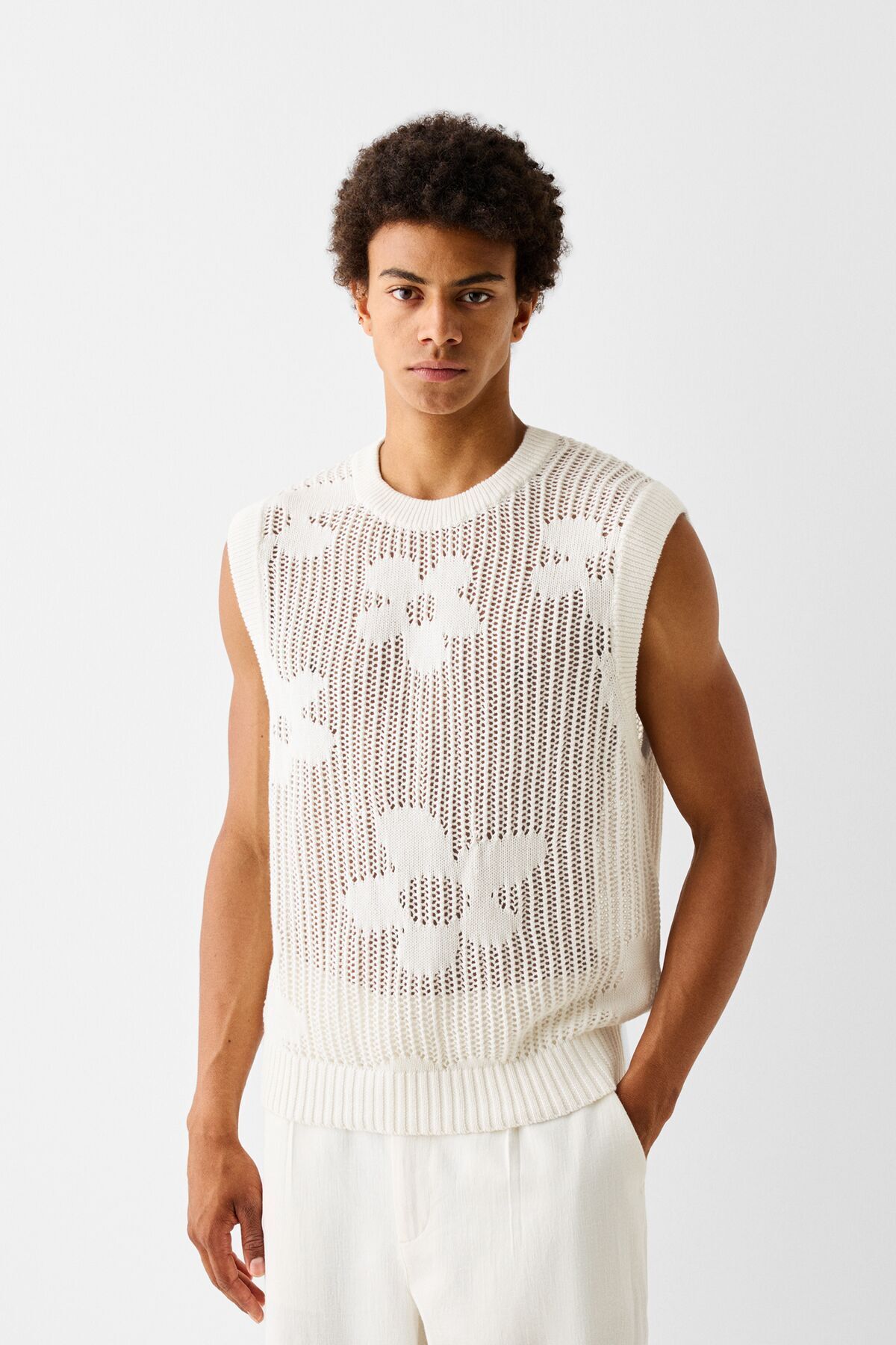 Bershka Dokulu ajurlu kolsuz t shirt Fiyat Yorumlar Trendyol