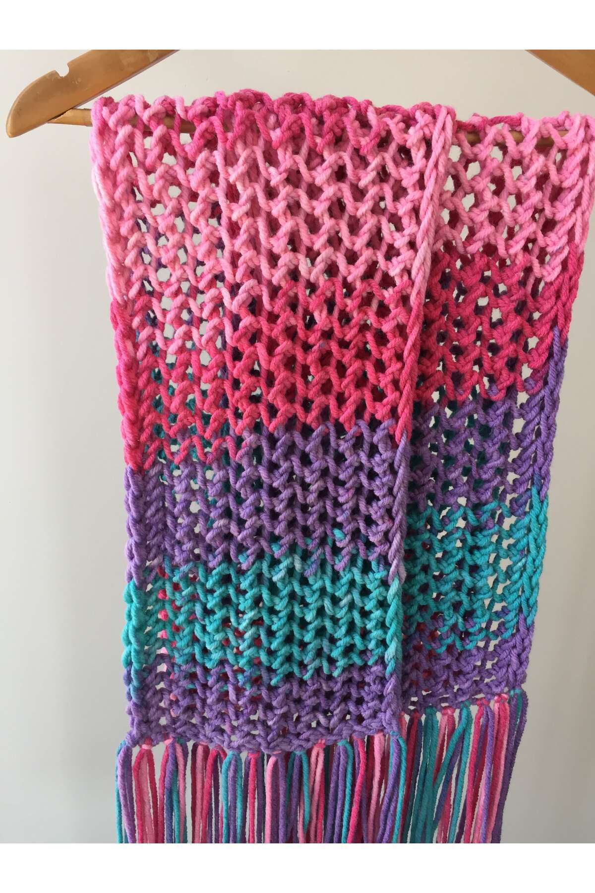 Mora Örgü  Mora Knit Atkı El Örgüsü % 49 Yün Jumbo Kalın İp Püsküllü Özel Örgü Atkı - Görsel 7