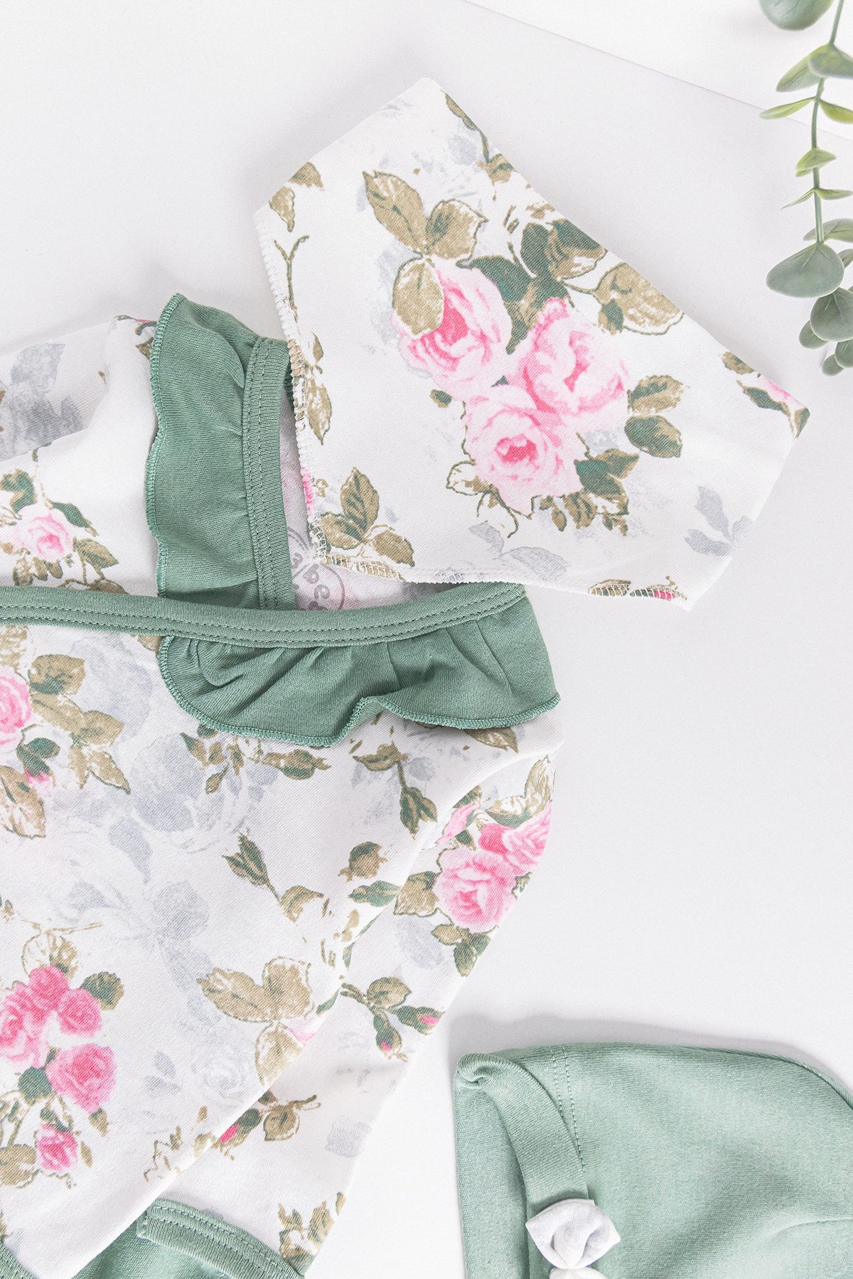 Babymod Çiçek Desenli 5 Parça Kız Bebek Hastane Çıkışı Bebek Takımı fotoğrafı 3 (önizleme)