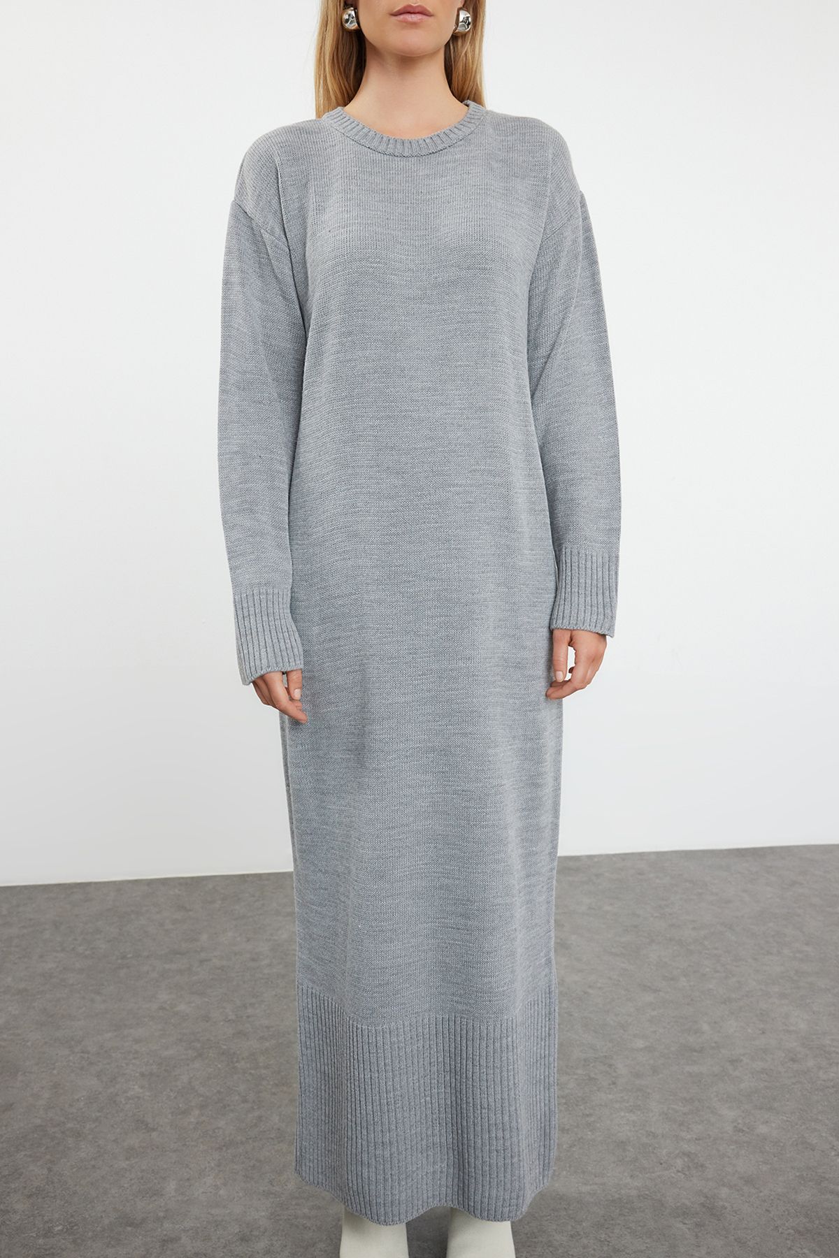 trendyol-modest-womens-straight-long-casualda