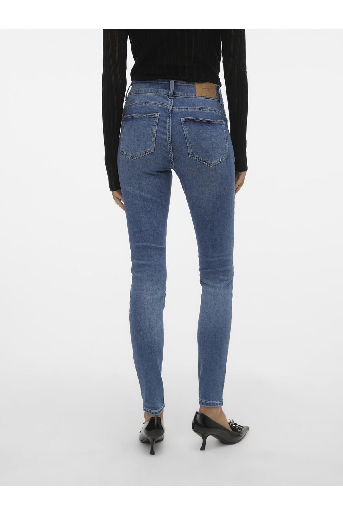 Vero Moda-Slim Fit Jeans – Vmkimmi – Slim Fit Jeans mit mittelhohem Bund 4
