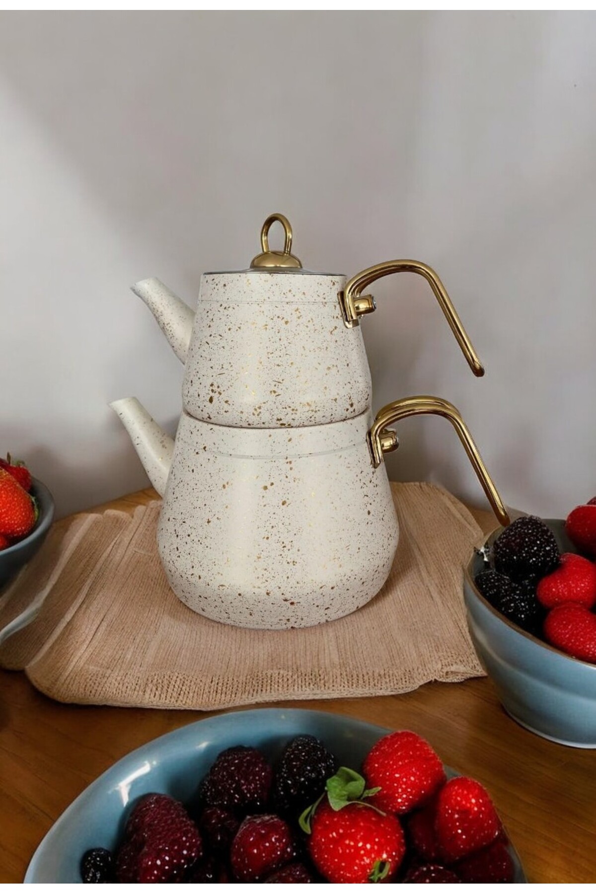 Granite Teapot Set Gold Handle Cream