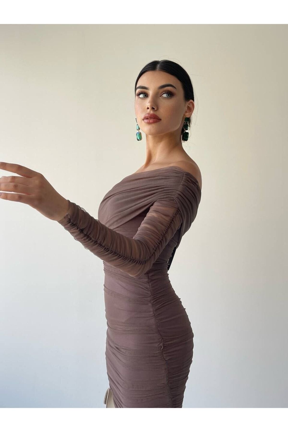 https://cdn.dsmcdn.com/ty1427/product/media/images/prod/QC/20240718/10/d58d9e28-ef35-3bf8-99f7-379a8a02b9db/1_org_zoom.jpg