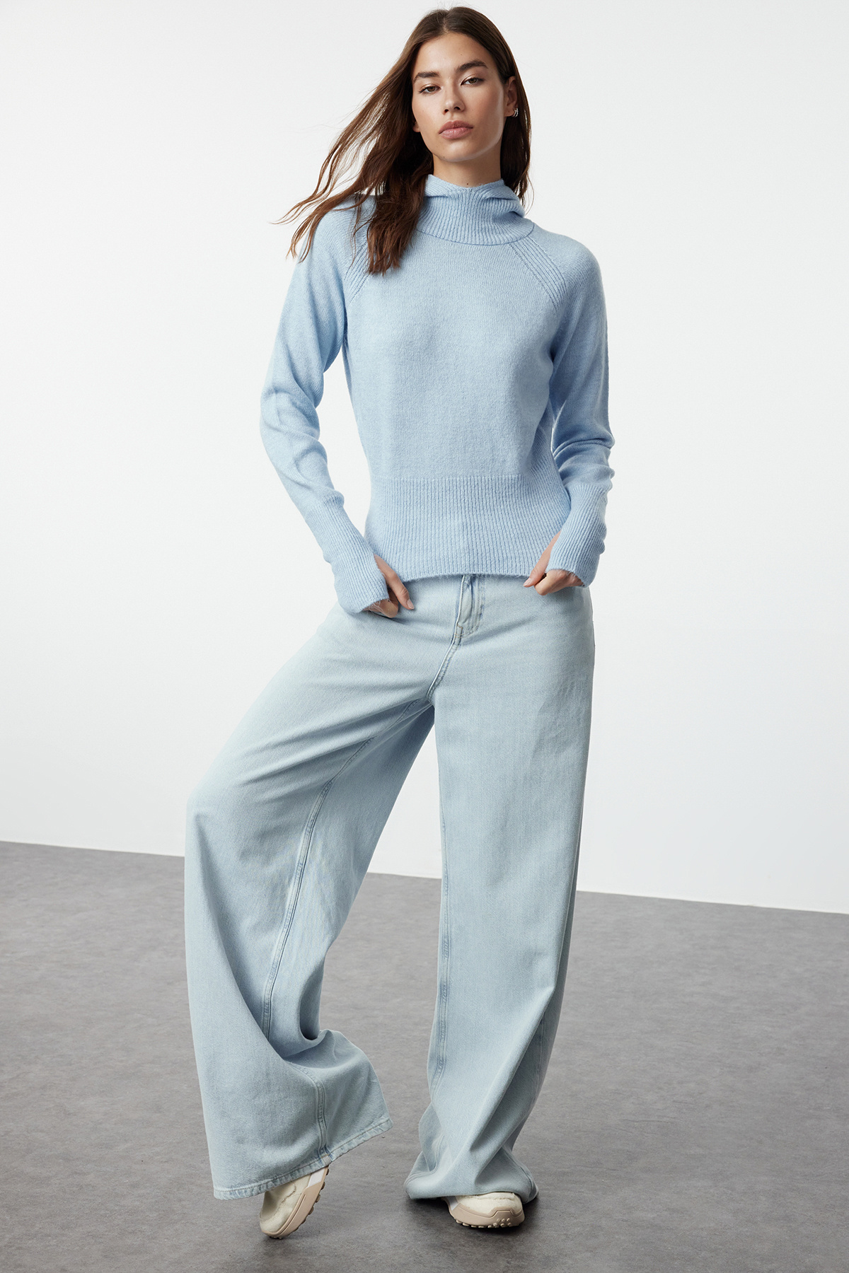complete the look image
