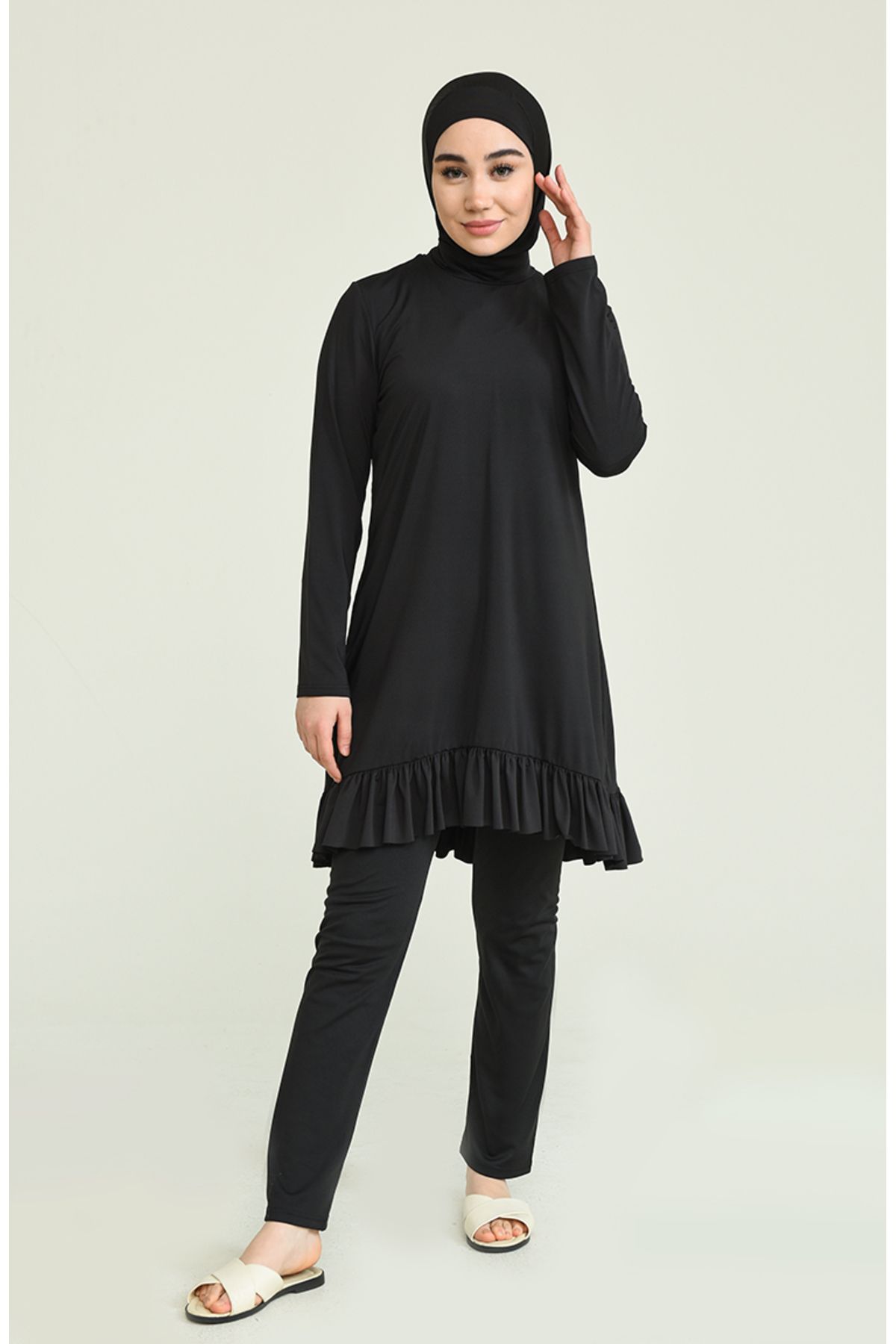 complete the look image