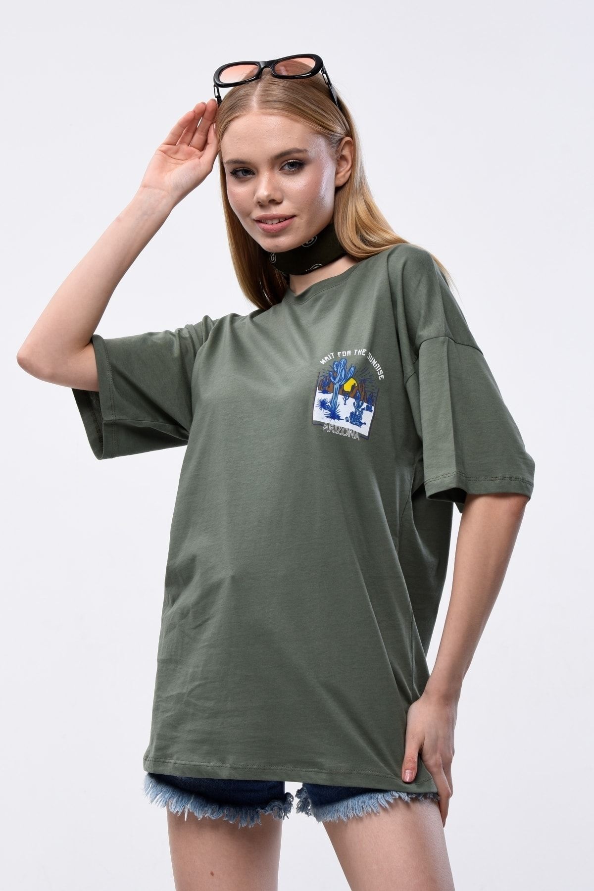 Mad&Calf-Women's Arizona Printed Oversize T-shirt 1