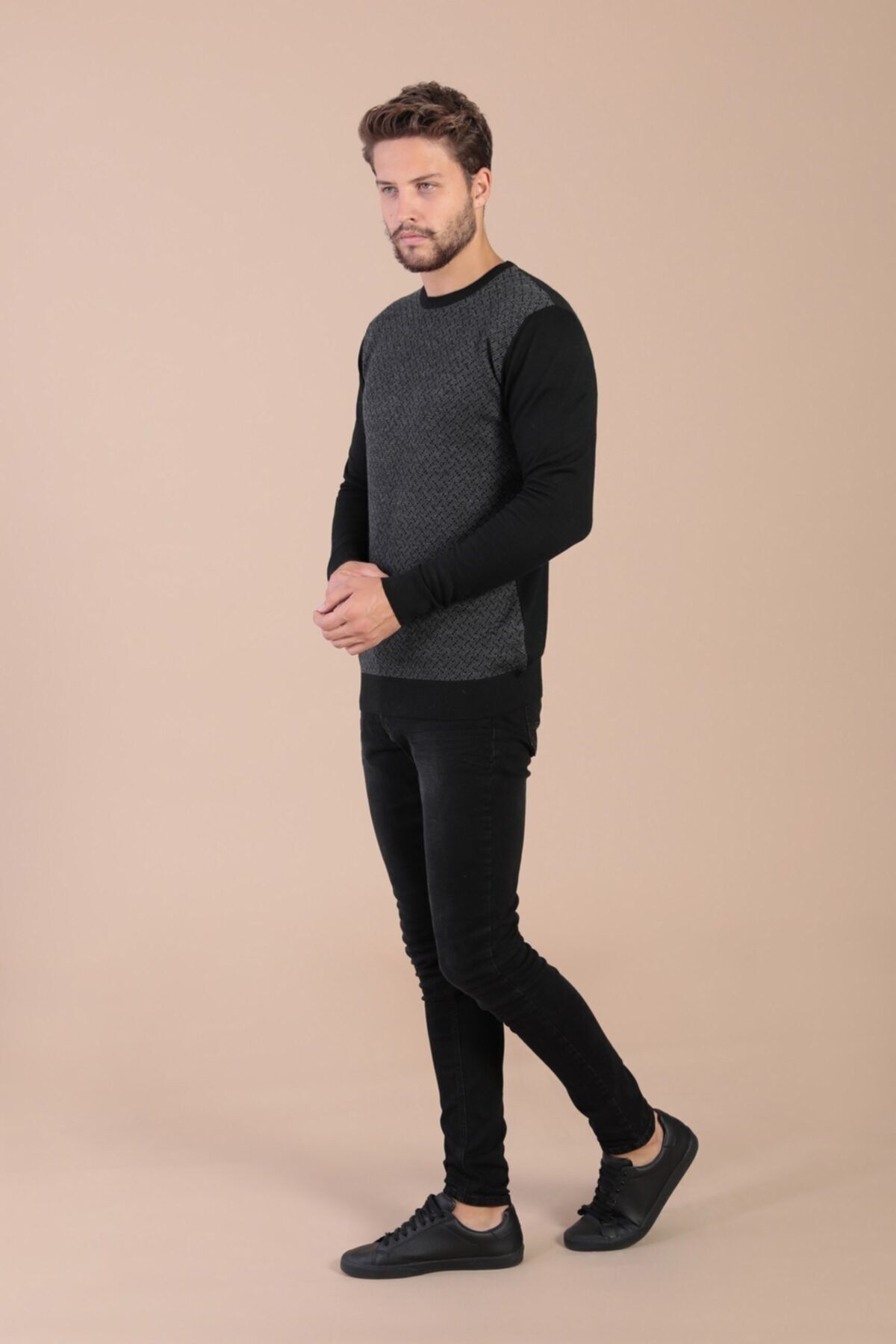 complete the look image