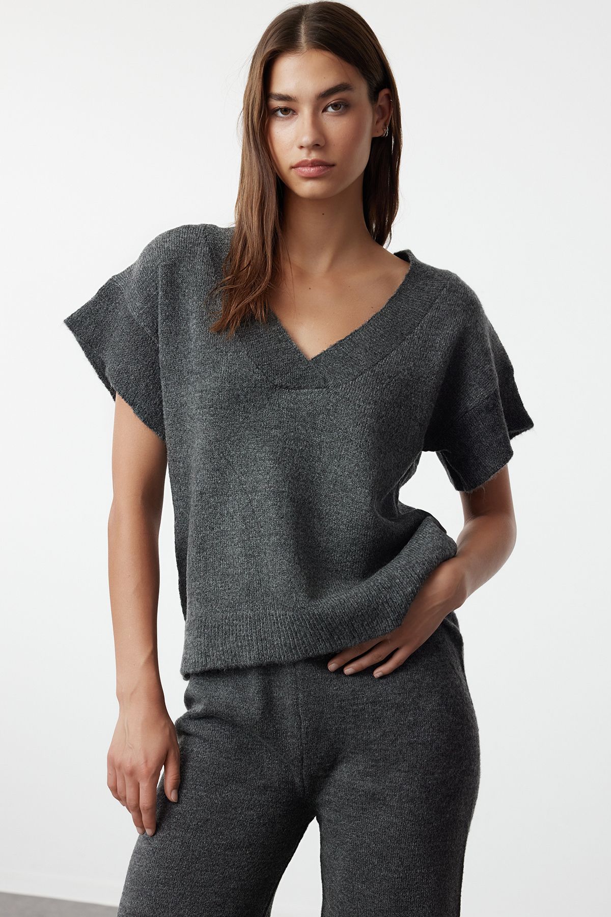 Trendyol Collection Zestaw Dzianin O Miękkiej Fakturze W Kolorze Antracytowym - Kobieta - L