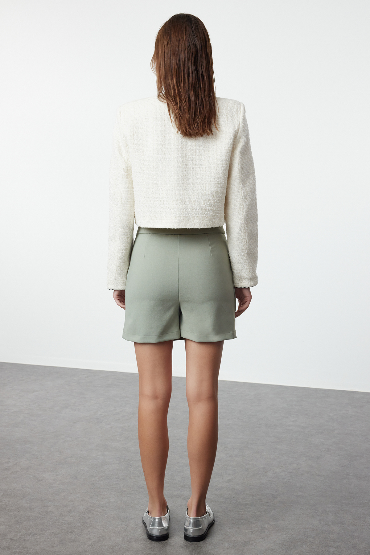 Trendyolmilla  Açık Haki Kruvaze Dokuma Şort Etek TWOAW20SR0072 - Görsel 6