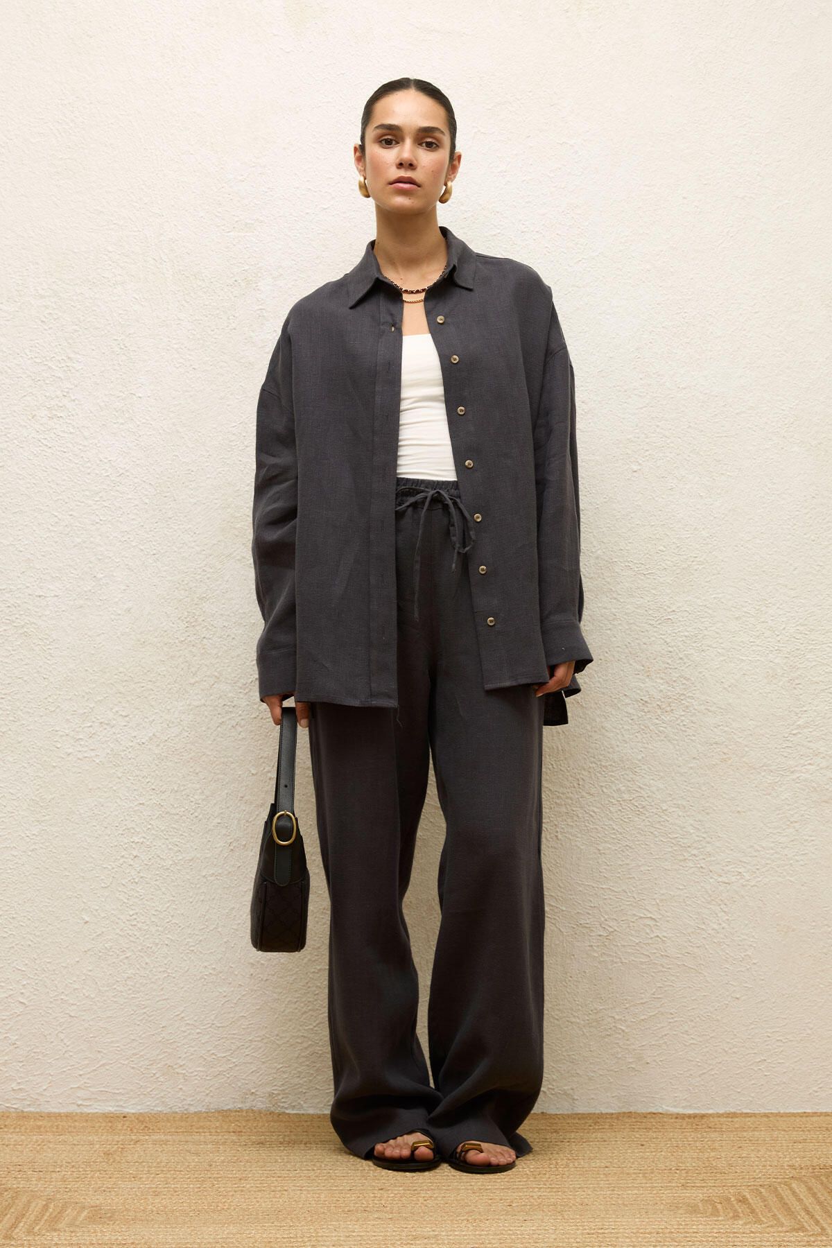 complete the look image