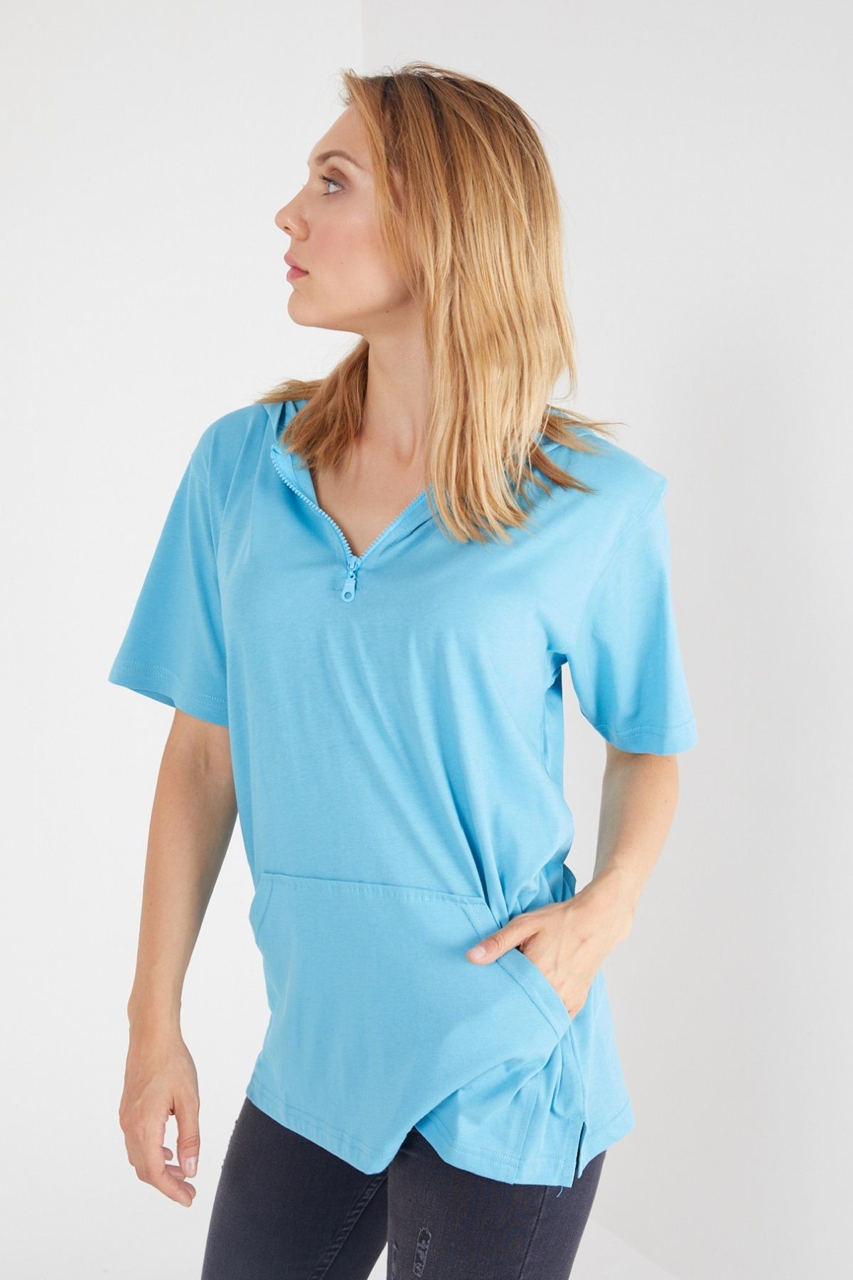 Sporting-Turquoise Hooded Comfortable Women's T-shirt - Kangaroo Pocket, Short Sleeve 7