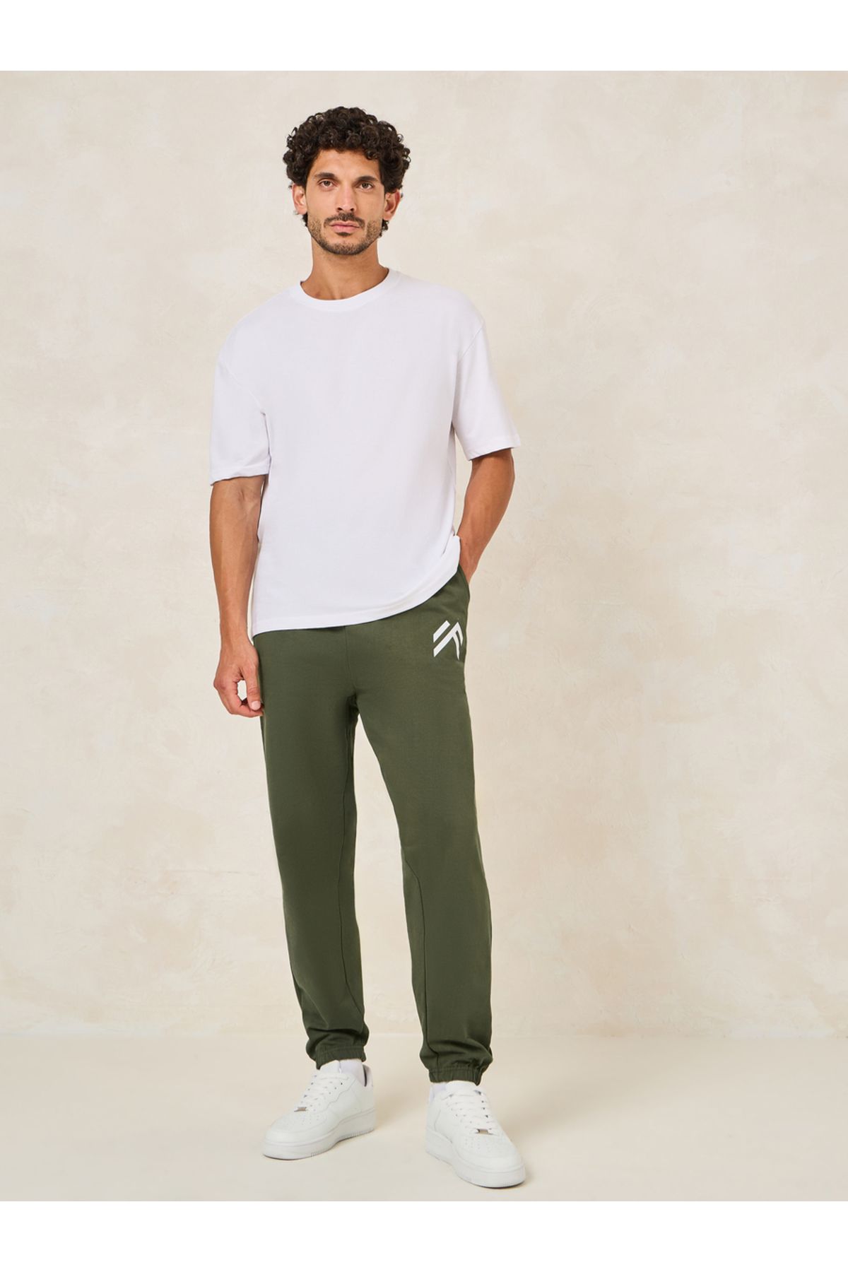 complete the look image