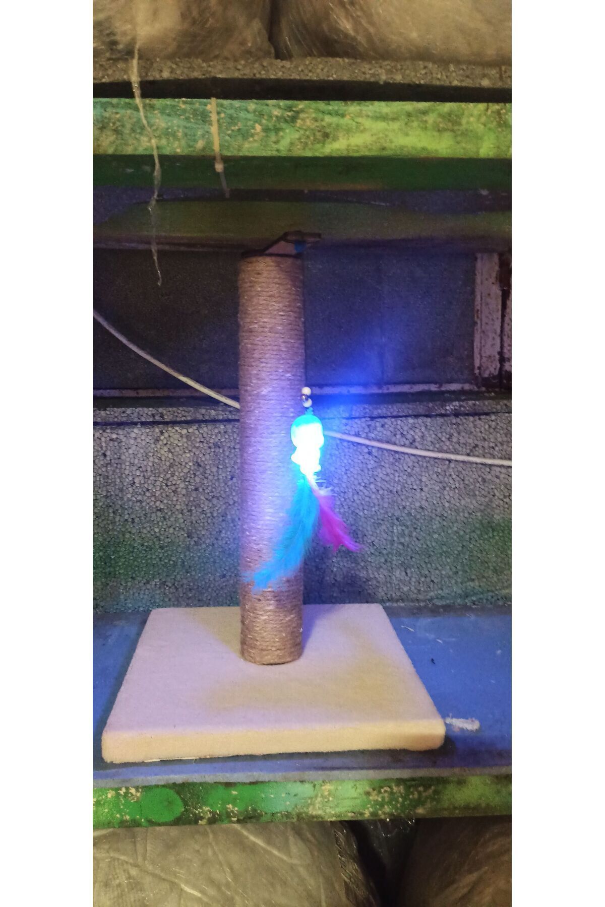 MAVİ UMAY-Illuminated Cat Scratching Platform 2