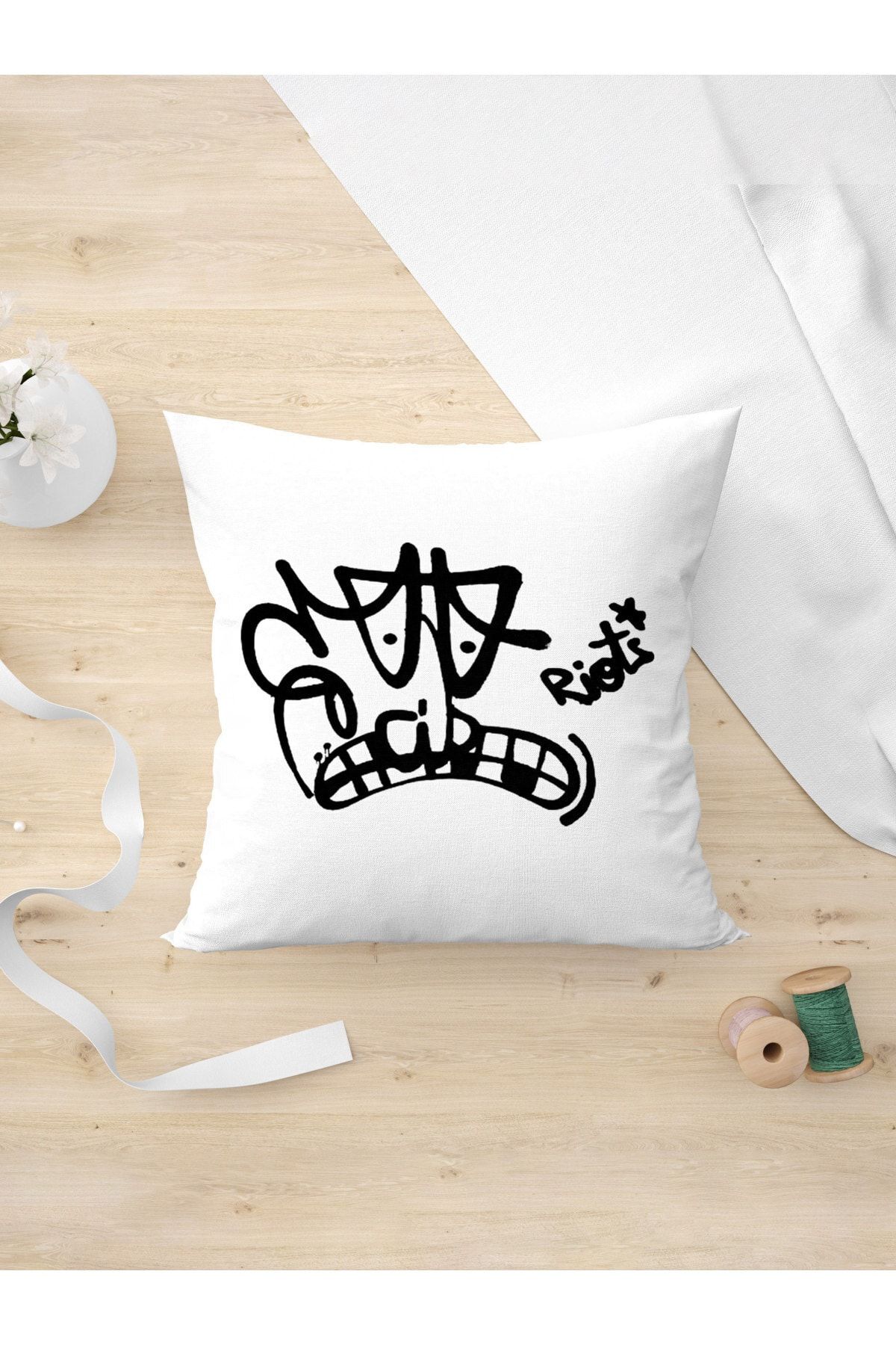 Pillow case face online