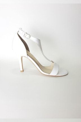 Kadın Beyaz Hakiki Deri Tokalı Topuklu Sandalet Sahraw SS385C02J