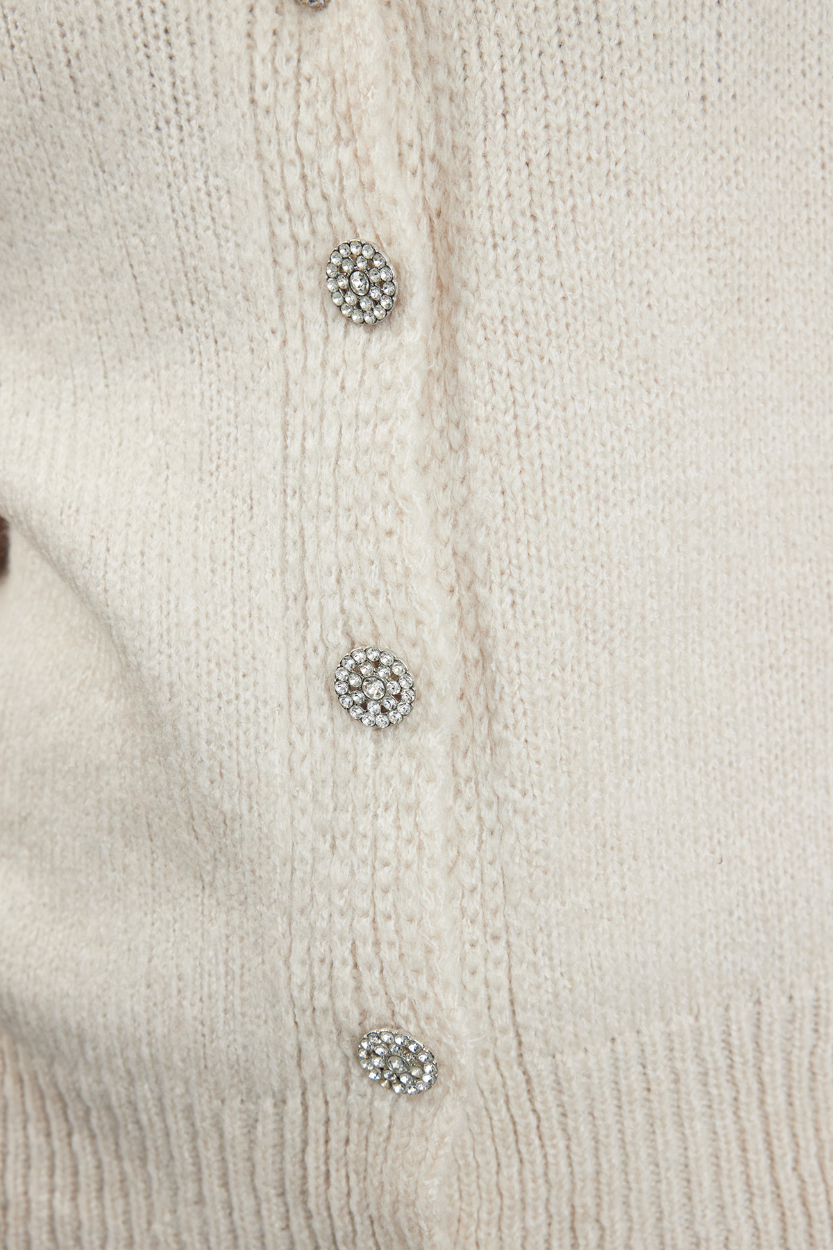 Trendyol Collection Strickjacke mit Juwelenstruktur und Steinknöpfen – TWOAW21HI0034