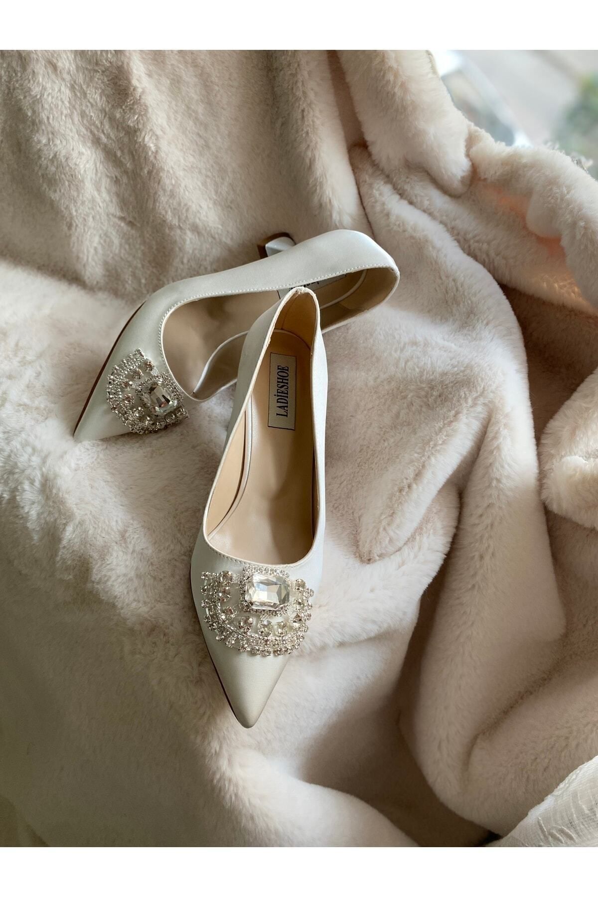 Women's White Evening Shoes with Gemstone