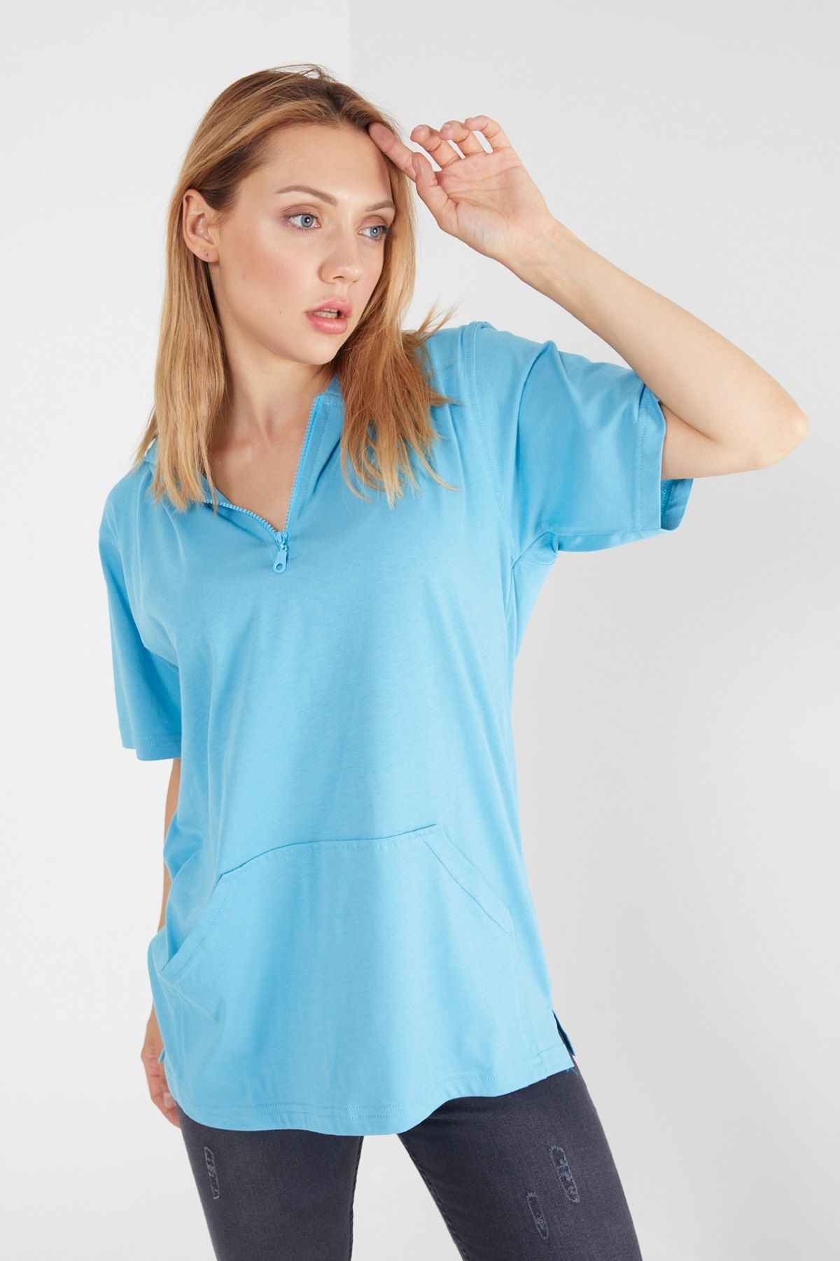 Sporting-Turquoise Hooded Comfortable Women's T-shirt - Kangaroo Pocket, Short Sleeve 3
