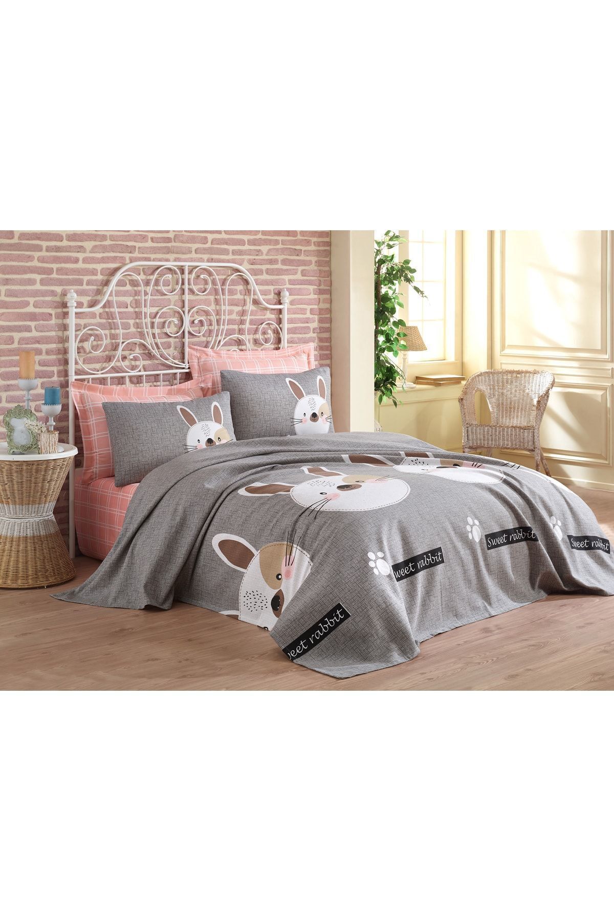 Eponj Home Baskılı Pike Takımı Çift Kişilik Tavşancık A.Kahve-Gri-Pembe 3