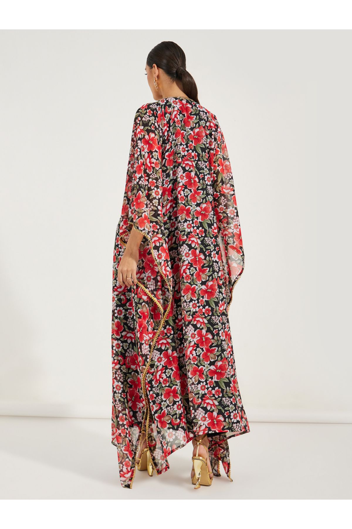 Maxim Creation By Styli-Embroidery Detail V Neck Kaftan 4