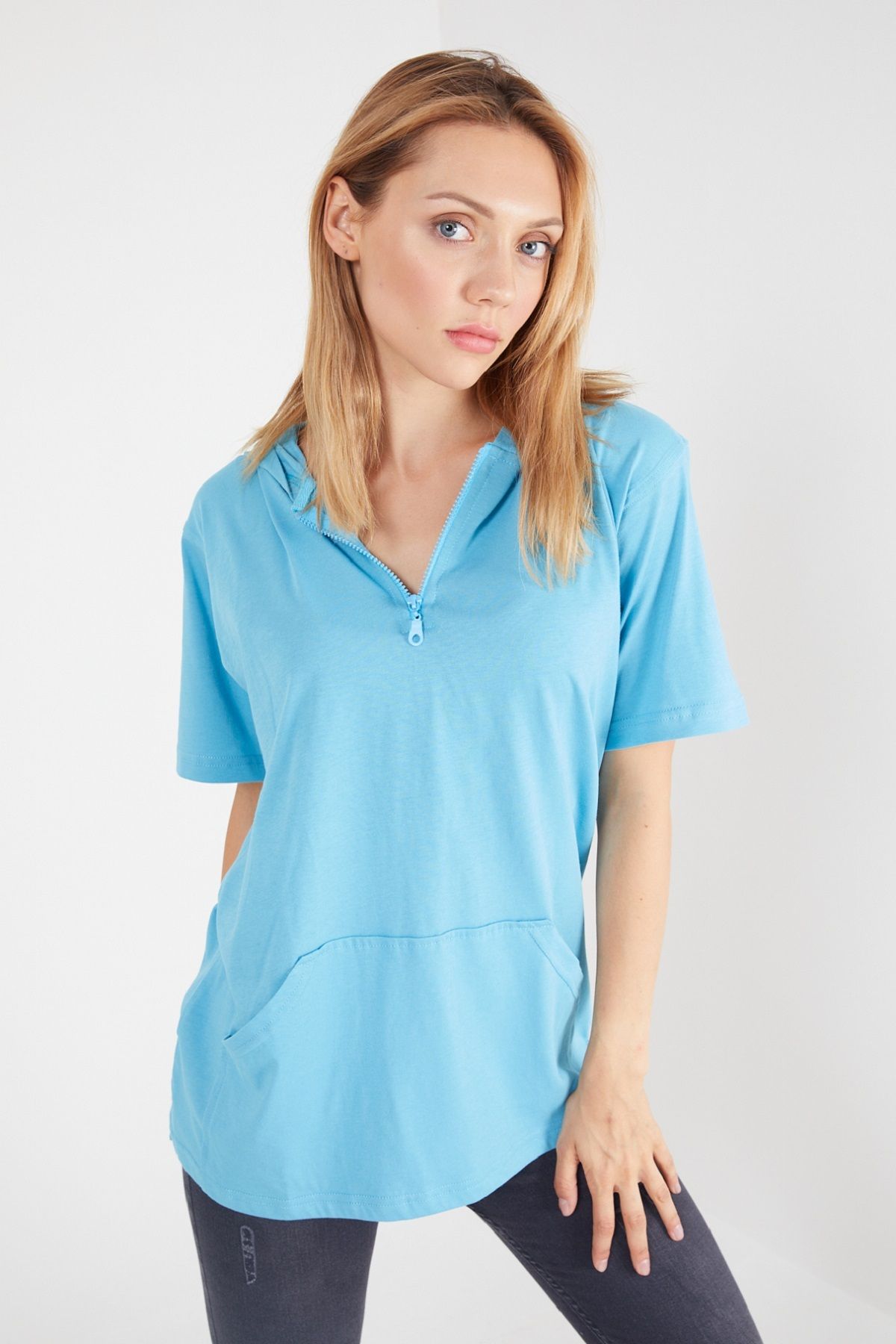 Sporting-Turquoise Hooded Comfortable Women's T-shirt - Kangaroo Pocket, Short Sleeve 5
