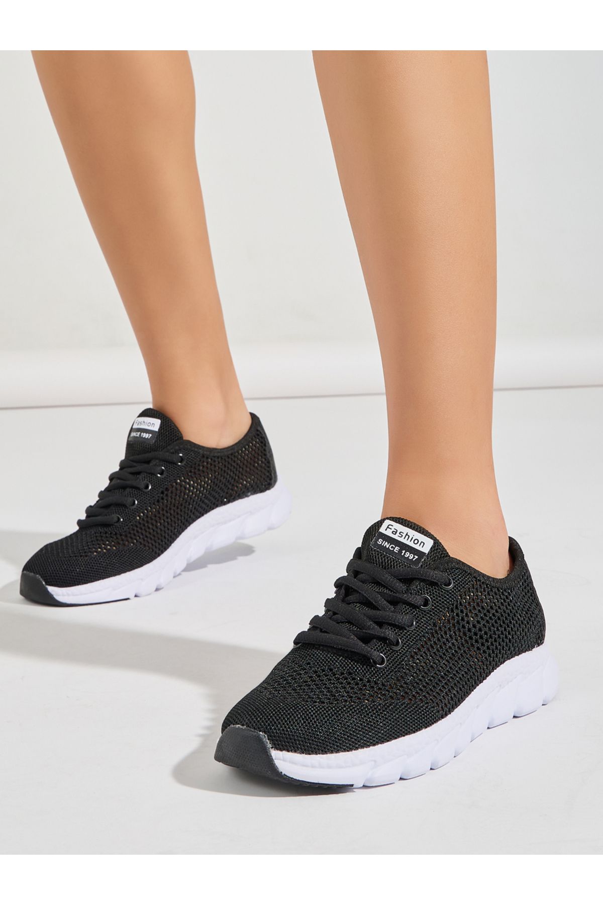Styli-Mesh Design Lace-Up Sneakers 1