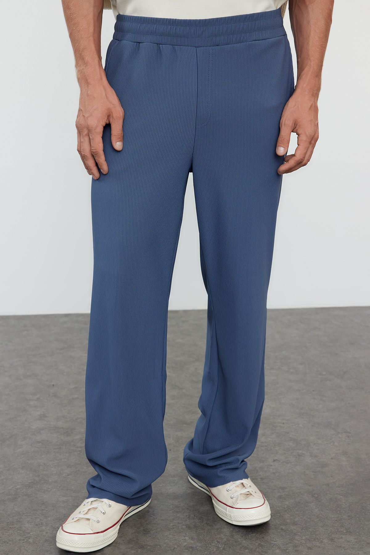 complete the look image