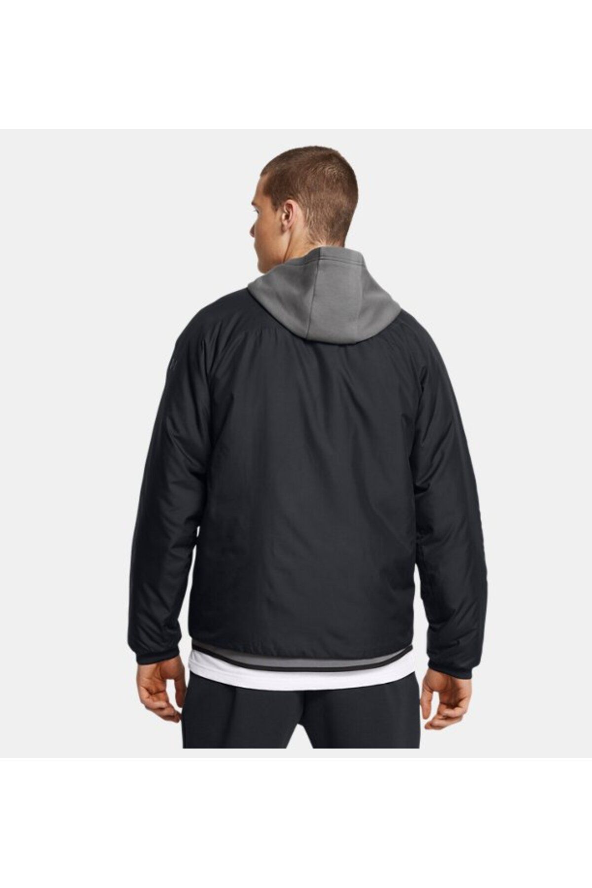 کاپشن ورزشی مشکی مردانه UA غیرقابل توقف در بمب افکن انزوا مونت 001 Under Armour