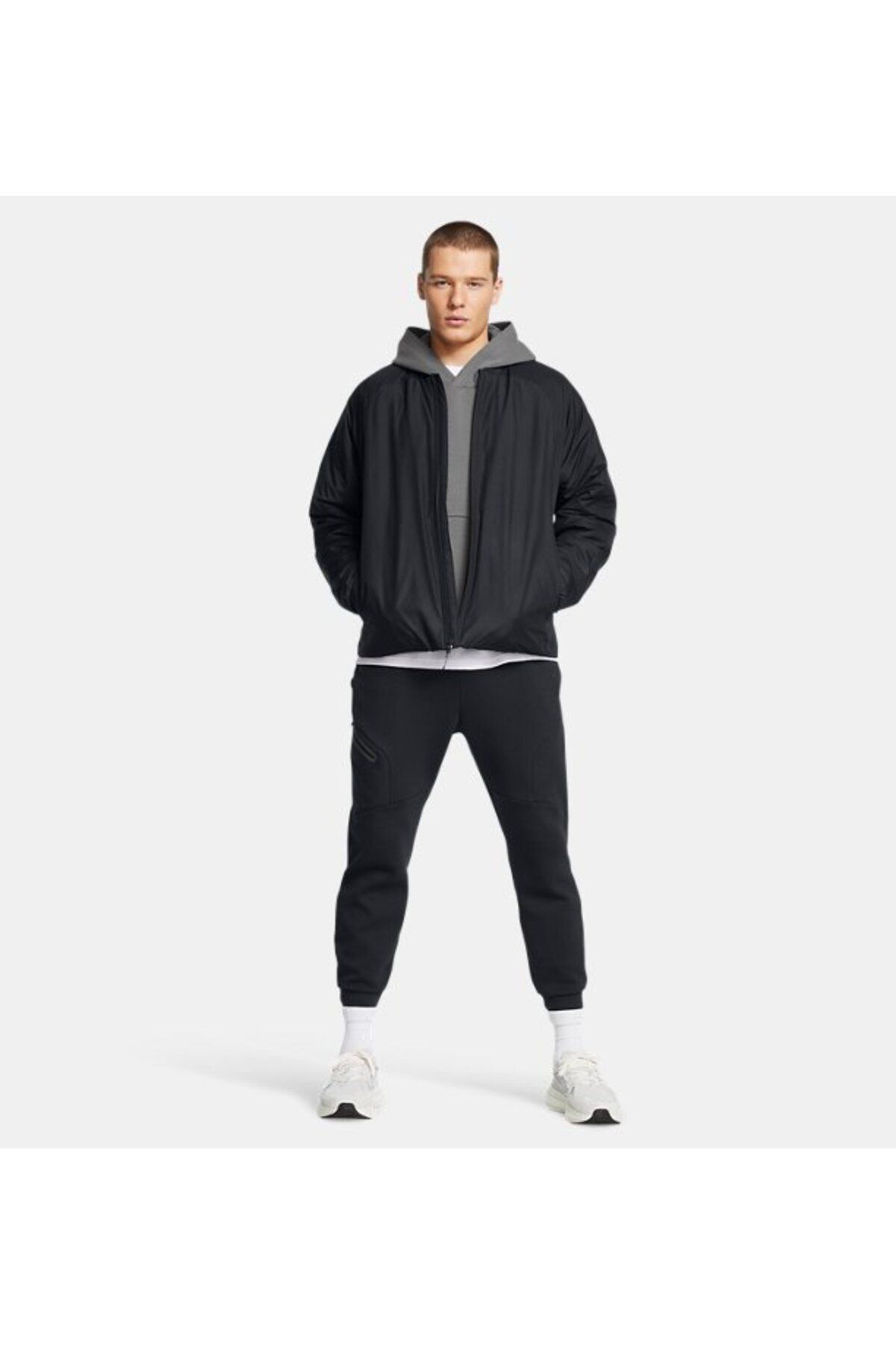 کاپشن ورزشی مشکی مردانه UA غیرقابل توقف در بمب افکن انزوا مونت 001 Under Armour