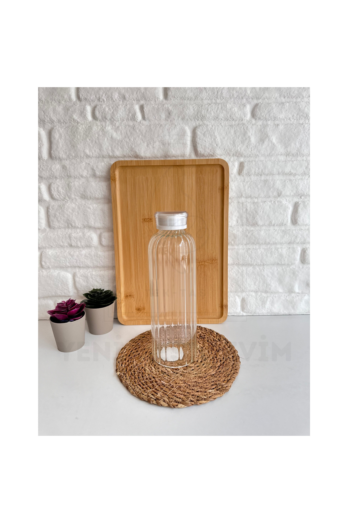 1 Adet 750 ml Hacimli Dalgalı Cam Su Şişesi Matarası