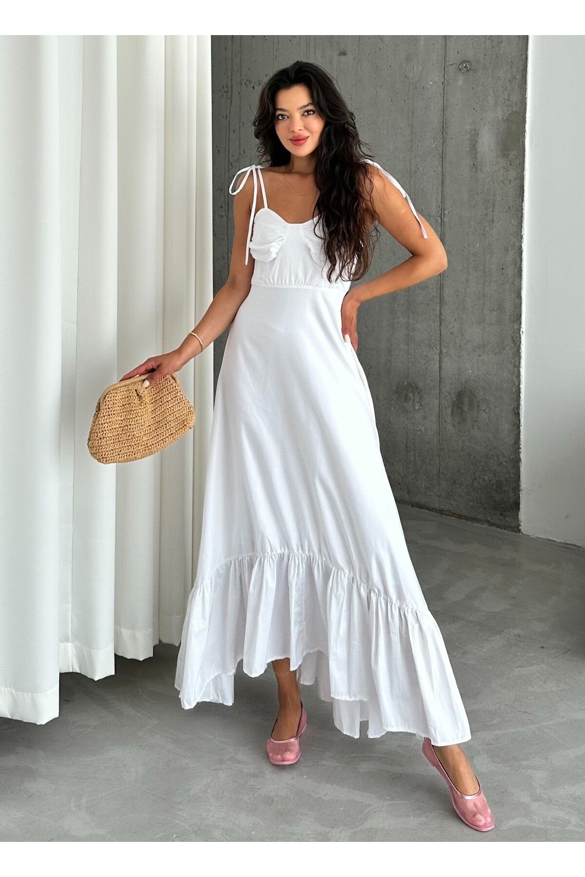 complete the look image