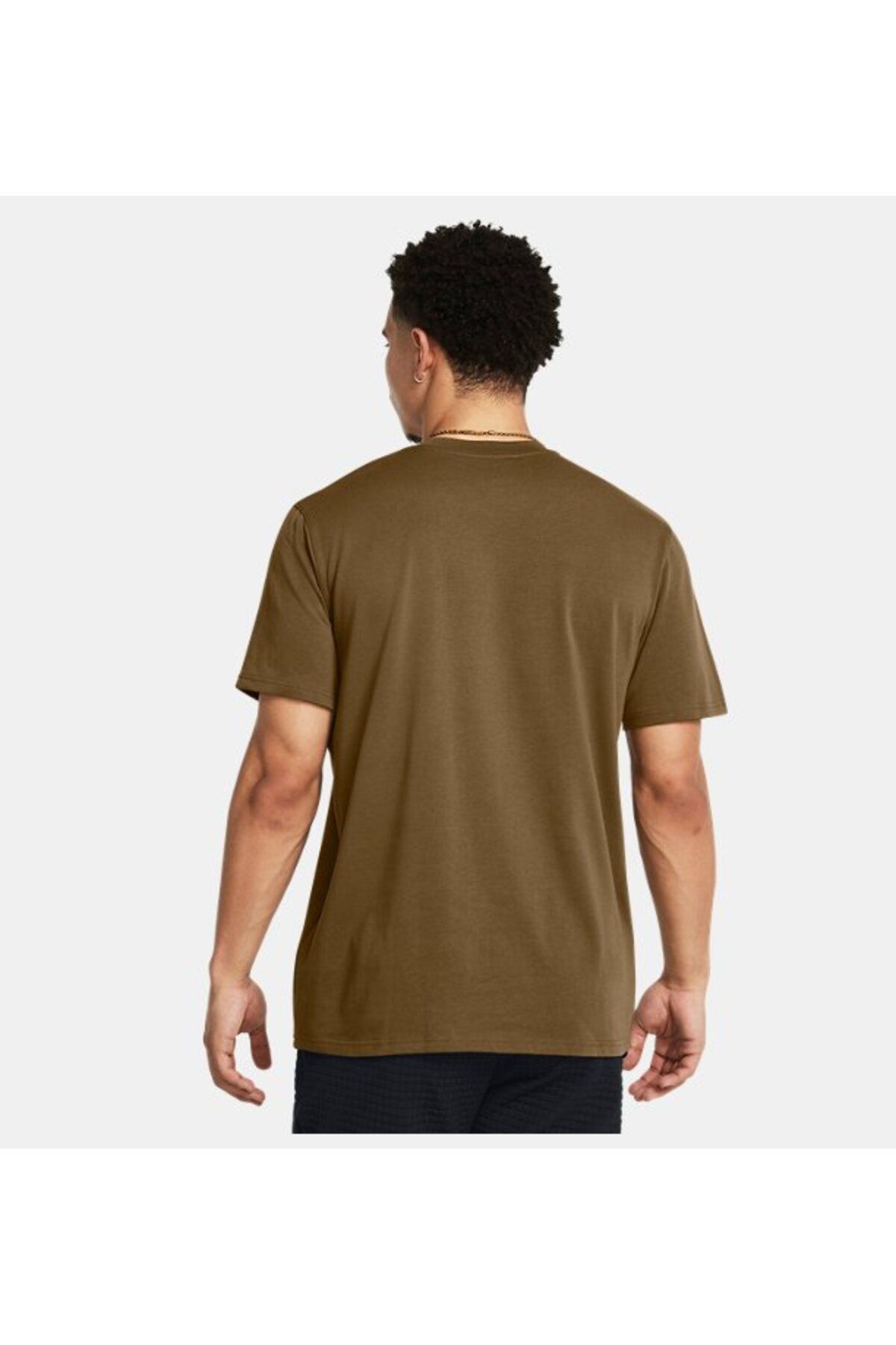 تی شرت ورزشی سبز مردانه آستین کوتاه و پچ وزن LC در سنگین 1382902 498 Under Armour