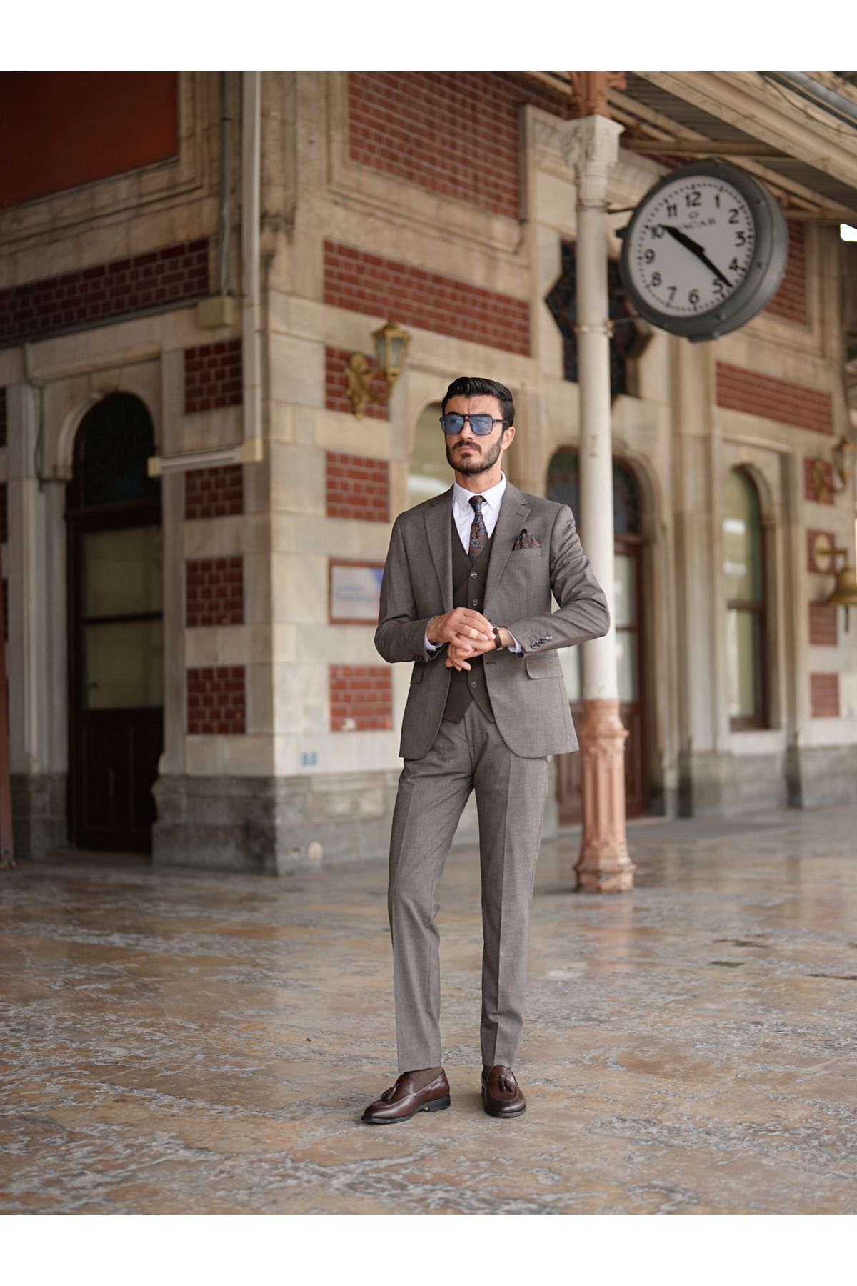 LONATOLİA Erkek Kombinli Takım Elbise Kırlangıç Yaka İtalyan Kesim Slim Fit Ceket Yelek Pantolon