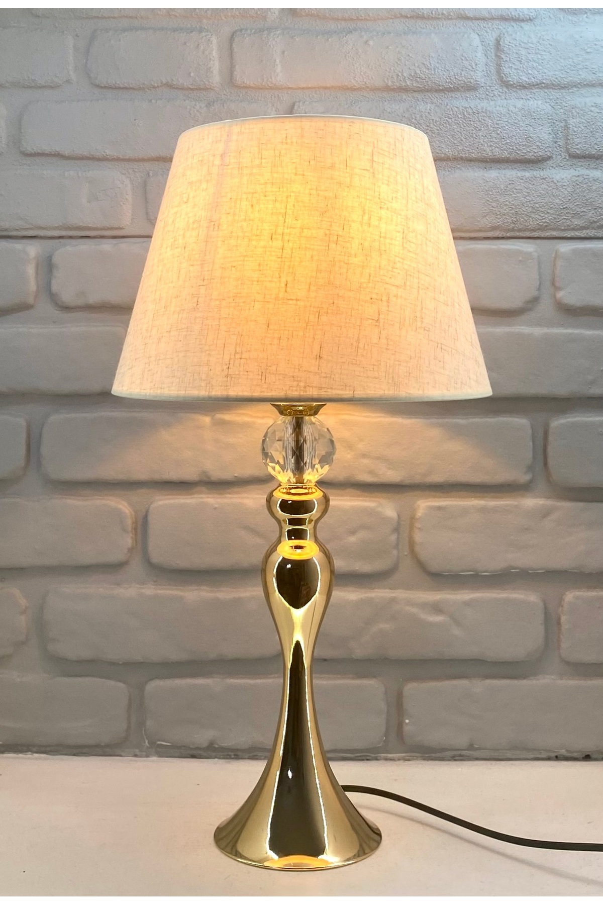 Lacquer Gold Coating Şahmeran Metal High Leg Crystal Stone Light Cream Linen Fabric Cap Lampshade