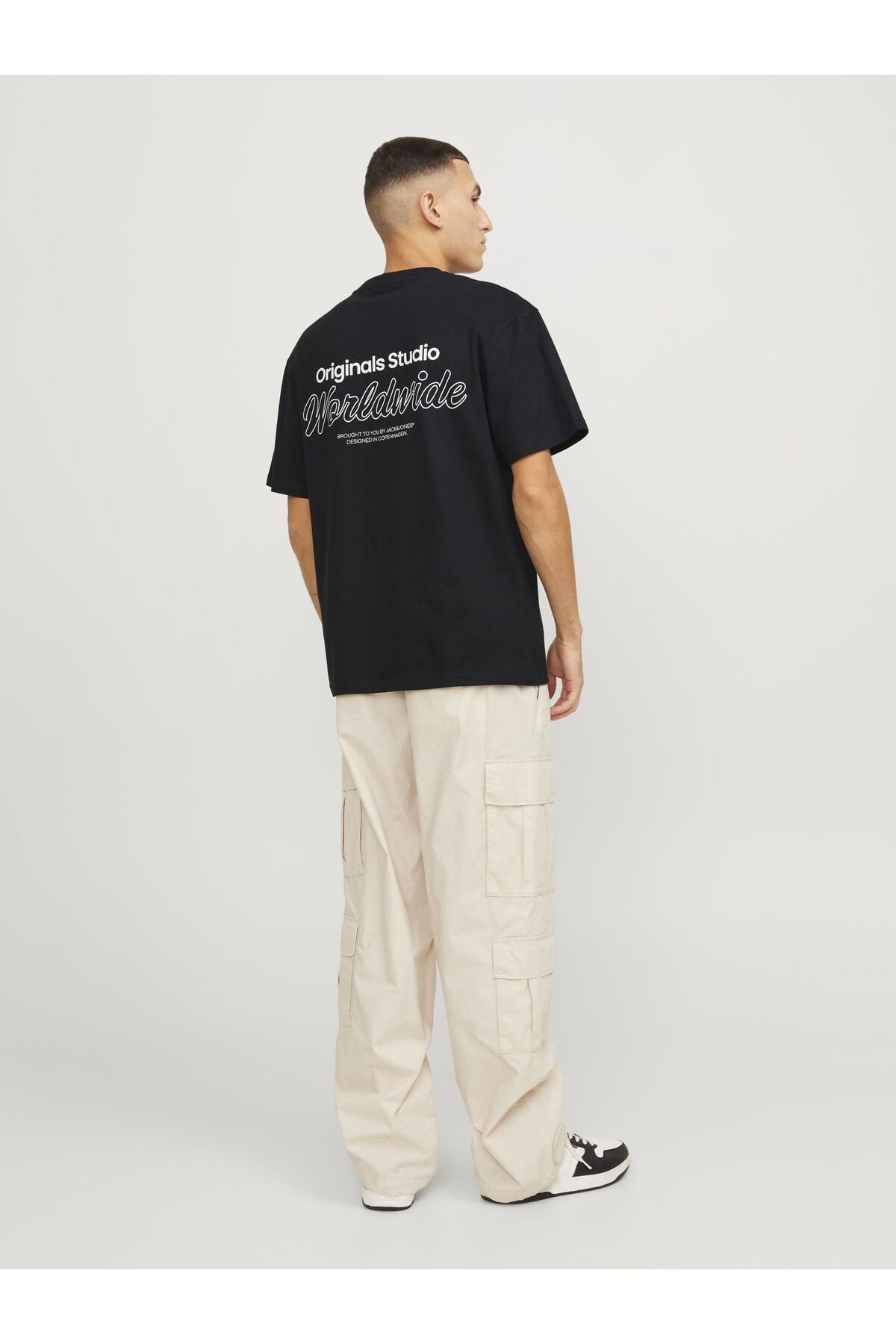 تیشرت مردانه مشکی جک اند جونز | TYC4212E5D170572457119158 اورجینال - تصویر 4