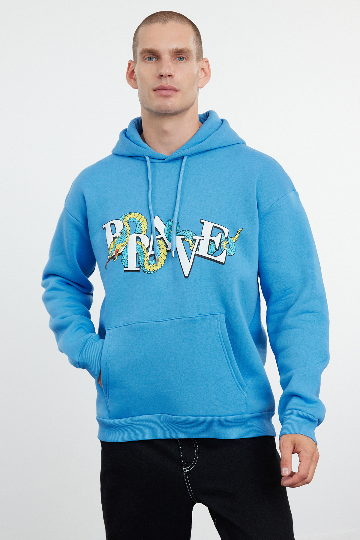 Trendyolmilla Man Mavi Oversize/Geniş Kesim Kapüşonlu Kabaran Baskılı İçi Polar/Sıcak Tutan Sweatshirt TMNAW25SW00037