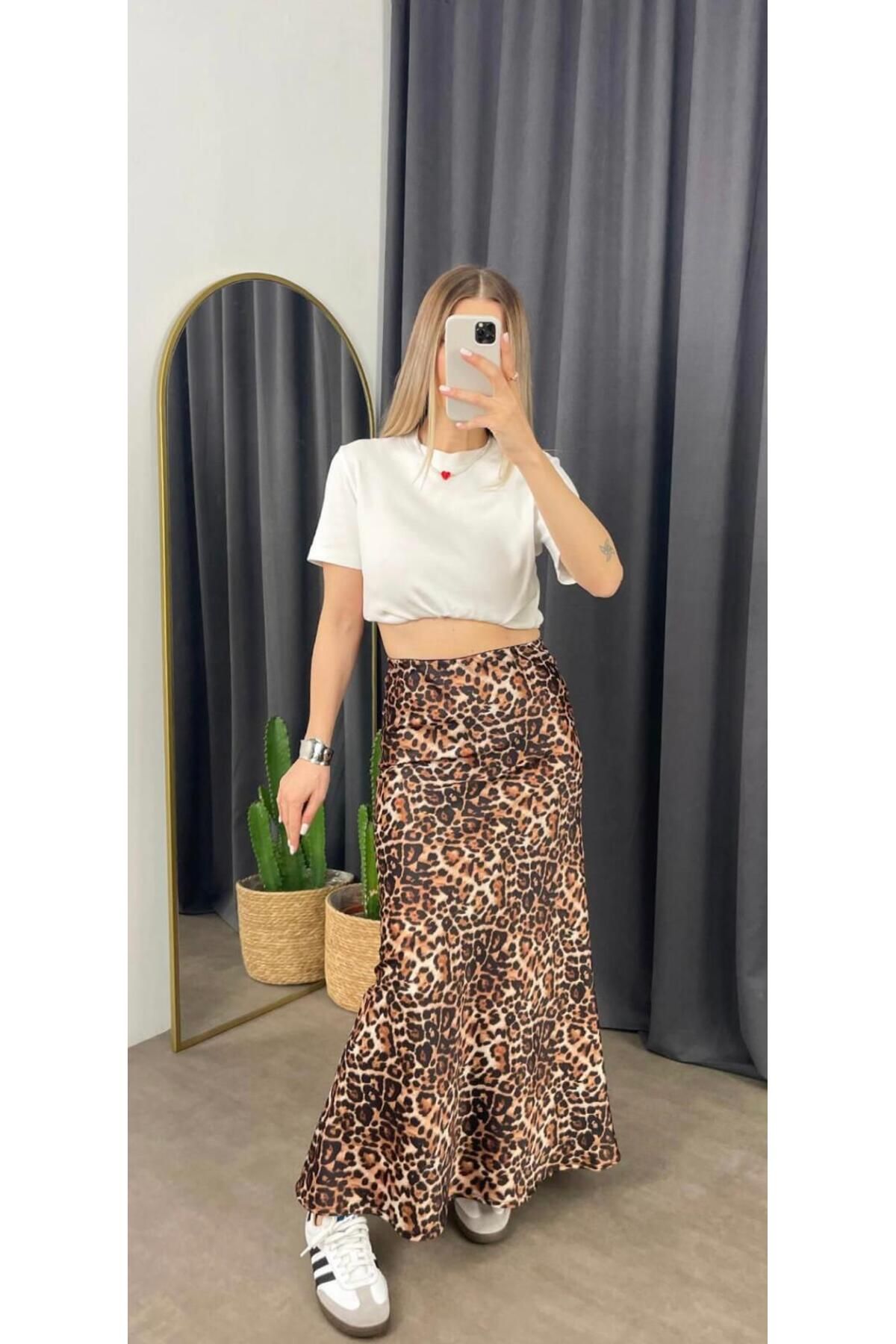 Fiori-Langer Satin-Maxirock – elastische Taille 4