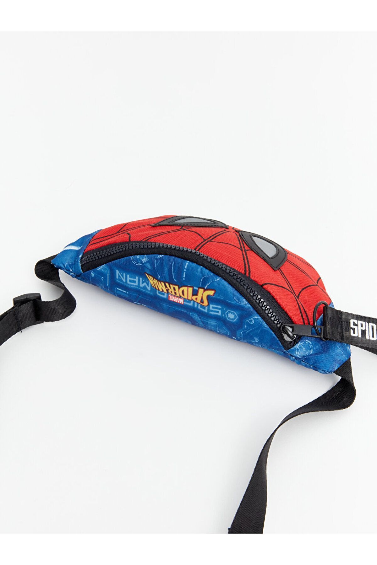 کیف کمری چند رنگ پسرانه و بچگانه LCW Spiderman کیسه کمر پسر طرح دار LC Waikiki