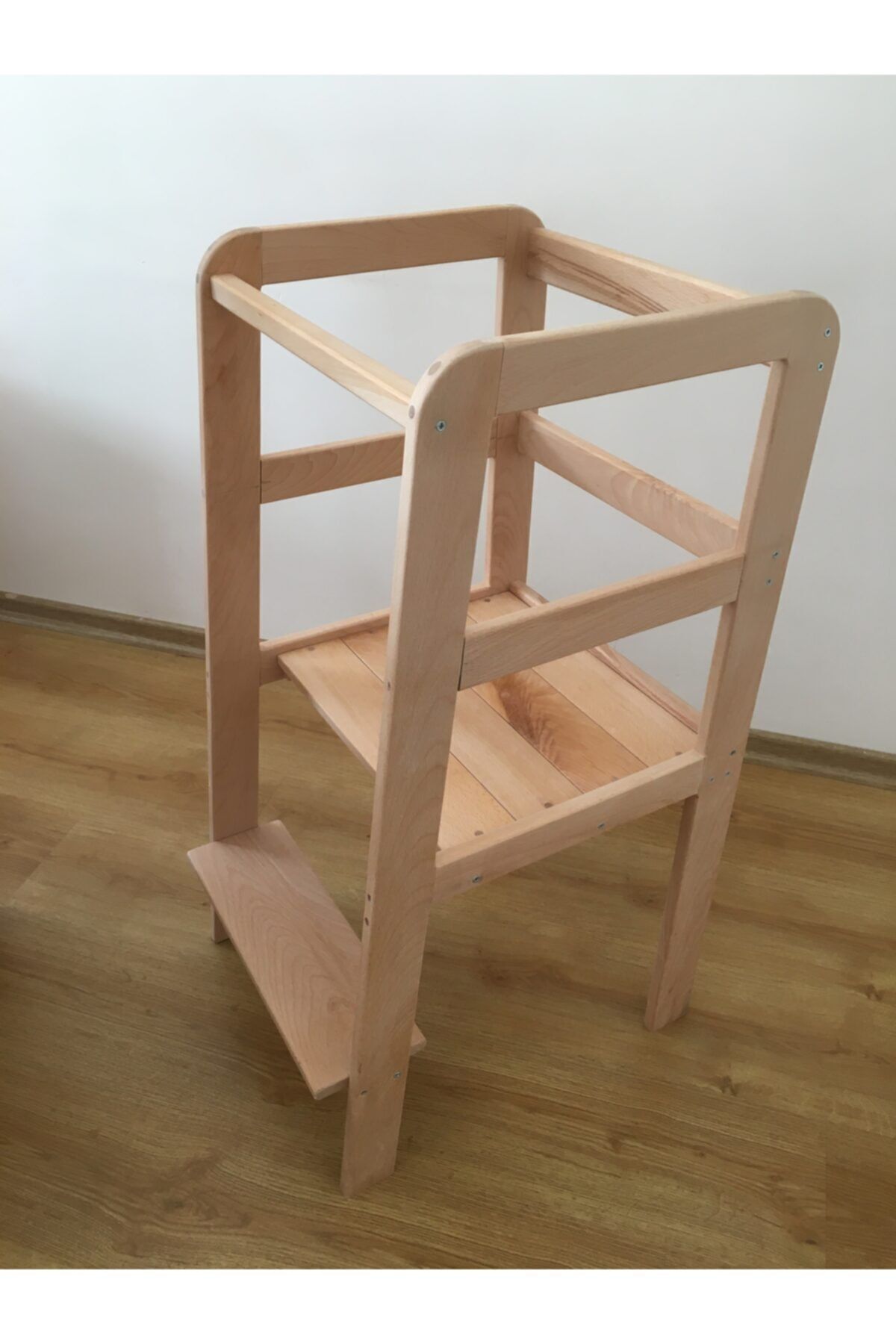 برج یادگیری چوبی مونته‌سوری