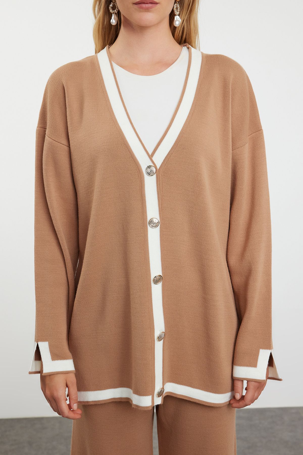 Trendyol Modest-Σετ ζακέτα και παντελόνι πλεκτά καμήλα - TCTAW25US00019 3