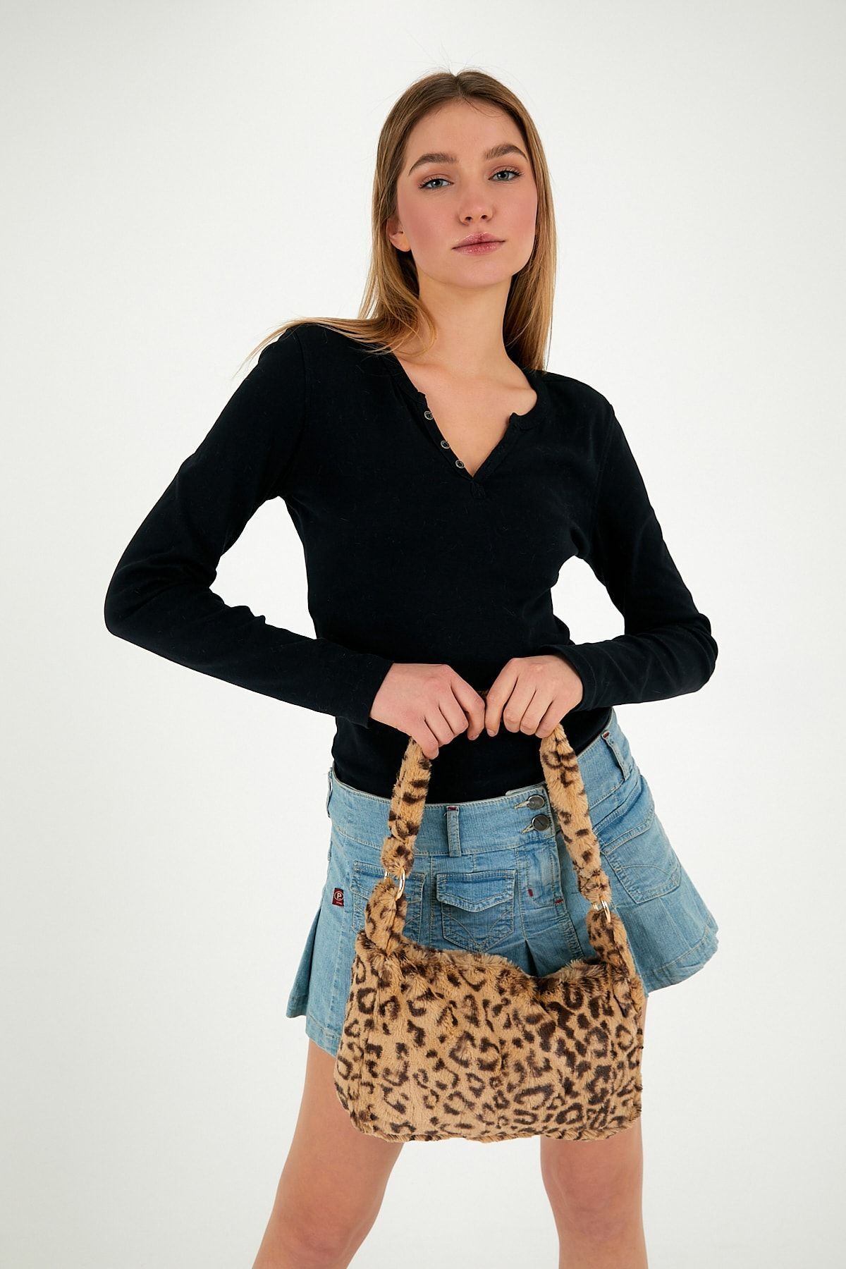 fluffy-Leopard Toscana Ring Baguette / Leopard Plush Shoulder and Hand Bag 3
