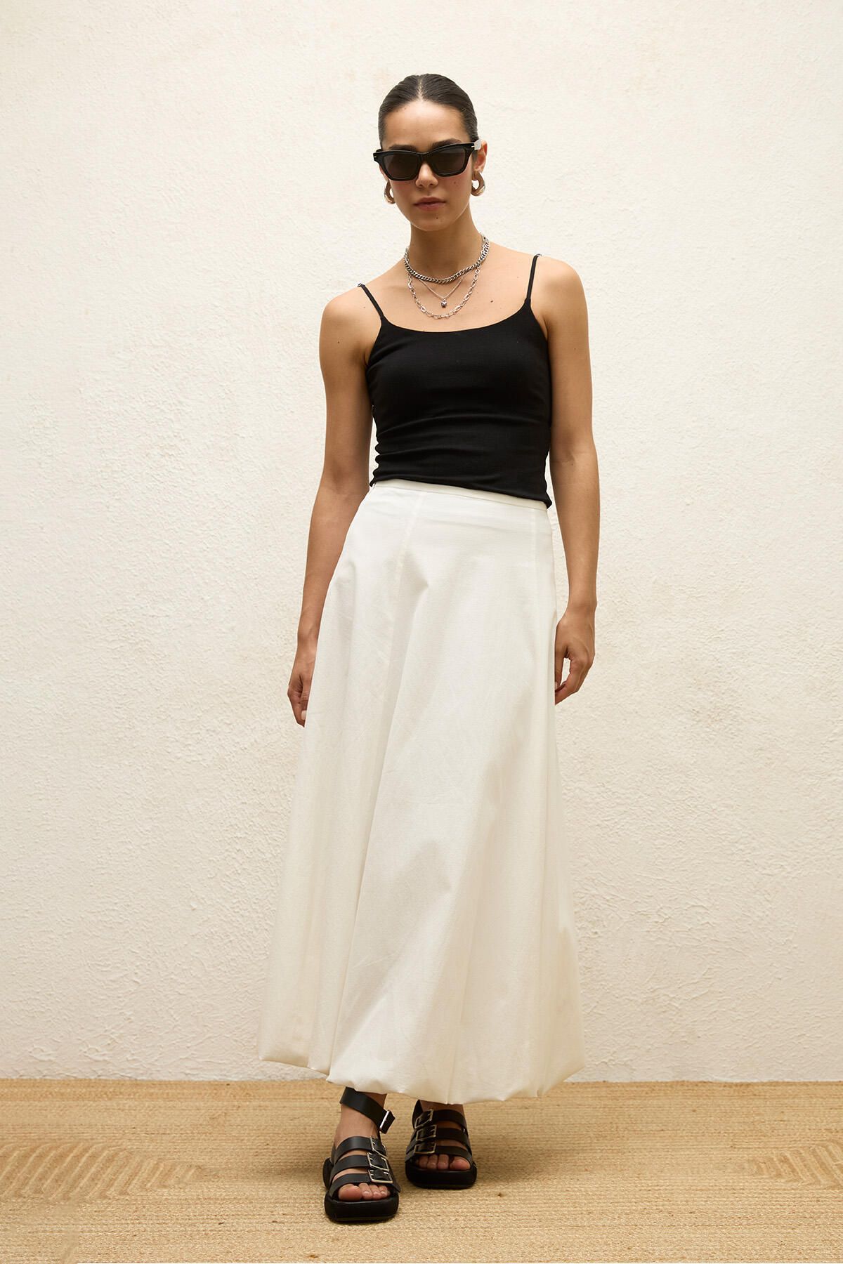 Manuka-Balloon Form Skirt - Ecru 7