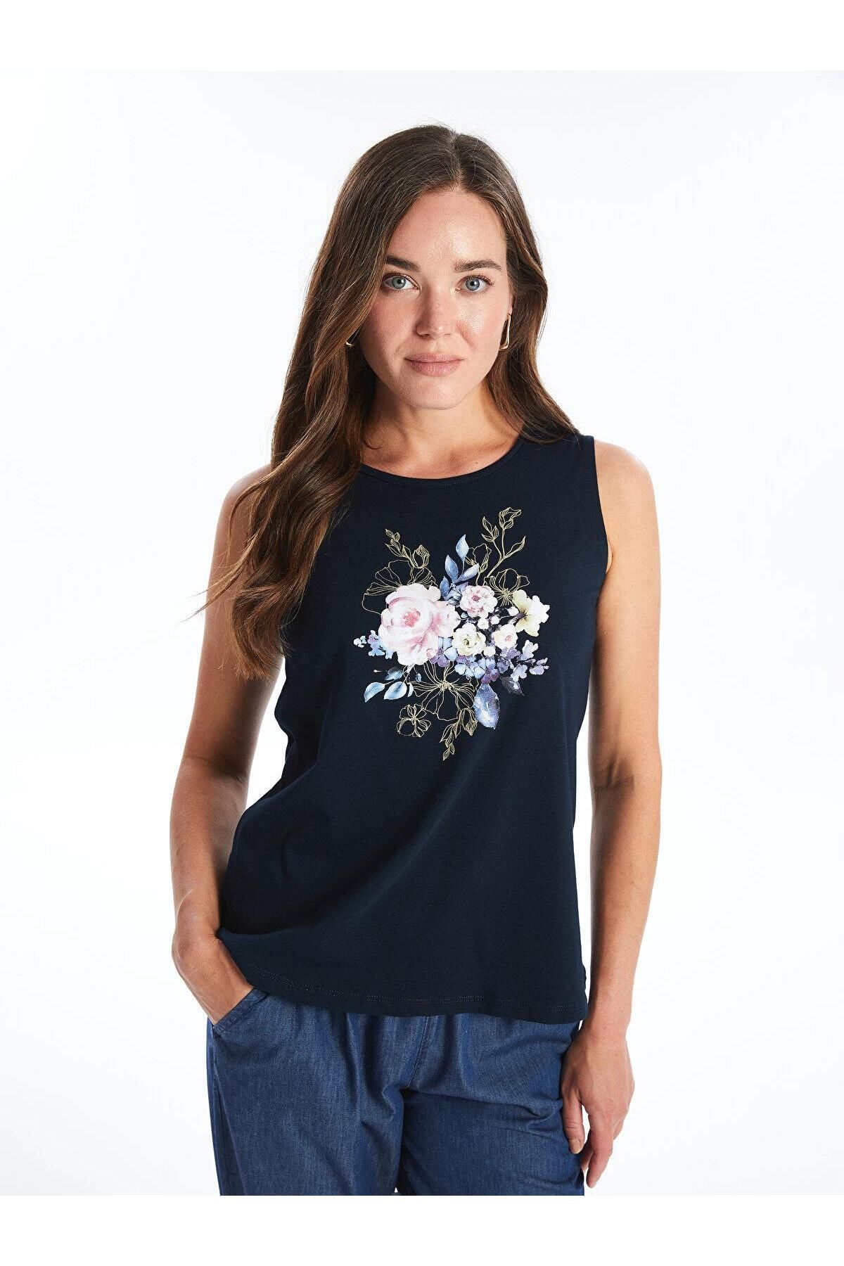 LC Waikiki Lcw Grace - Damski Top Z Okrągłym Dekoltem I Kwiatowym Wzorem Kobieta - 4XL