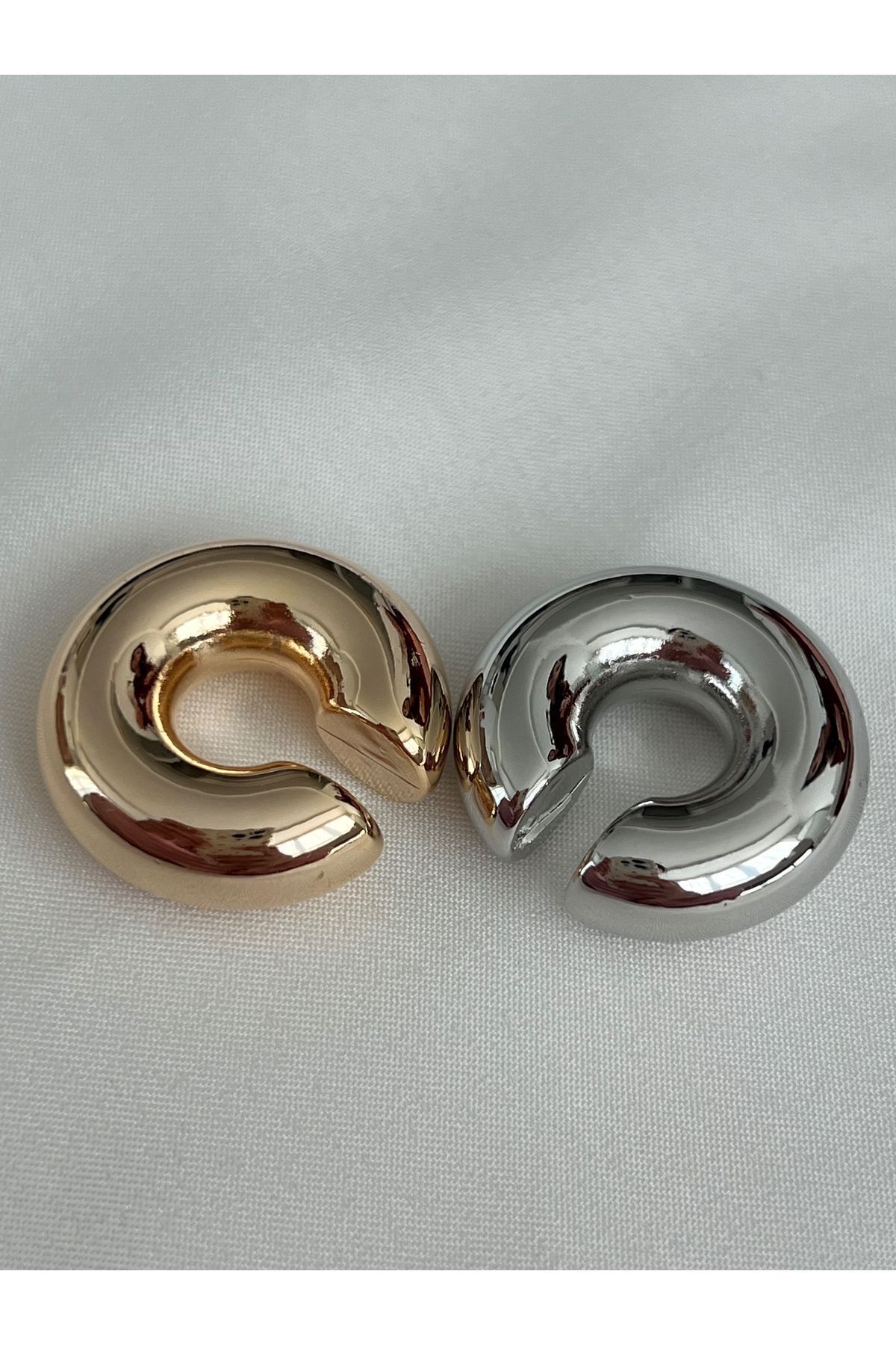 Bellys Jewelry-Big hoop Earcuff earrings 3
