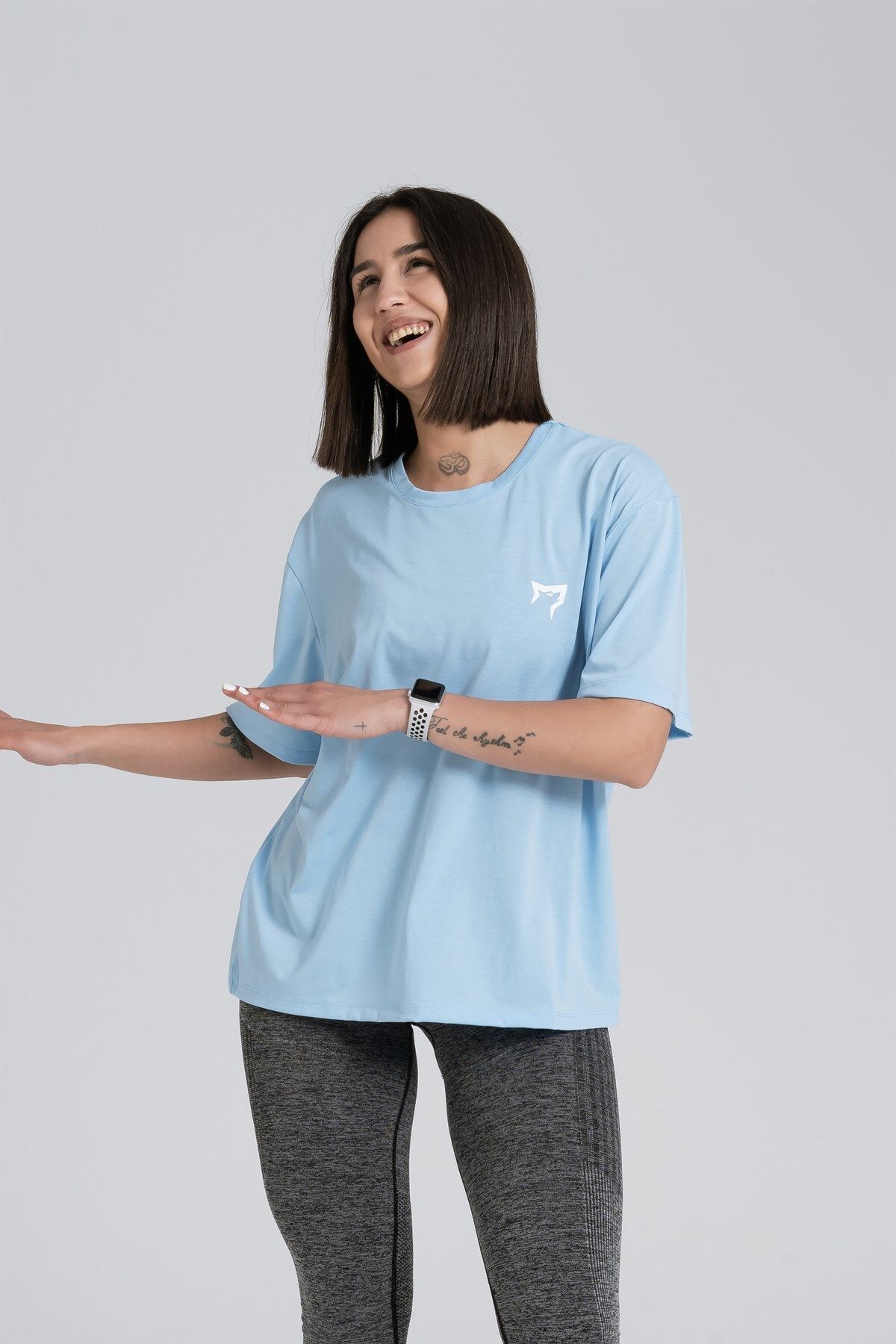 Gymwolves-Übergroßes Damen-T-Shirt | Hellblau | Baumwollserie | 5