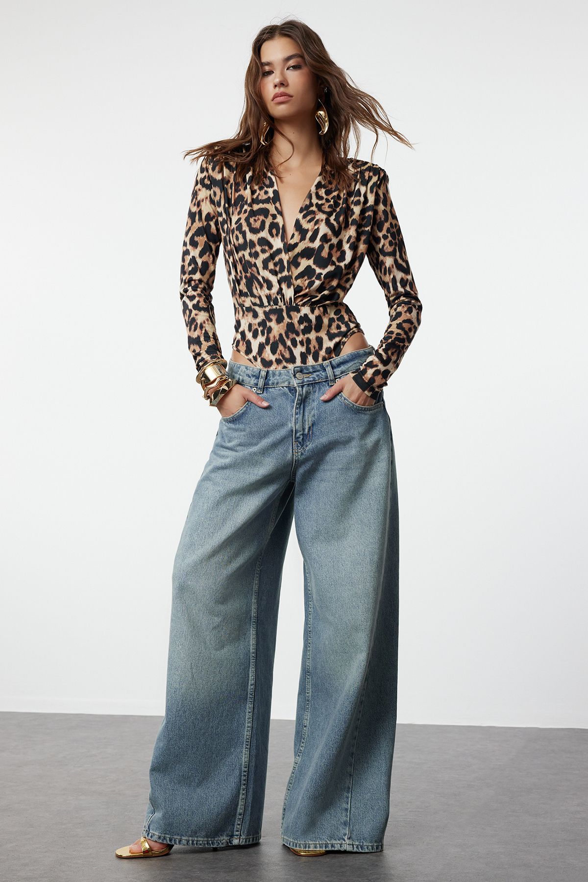 Trendyol Collection Wielokolorowe Dwurzędowe Dzianinowe Body Z Kołnierzykiem Tpraw22bd0161 Kobieta - 34