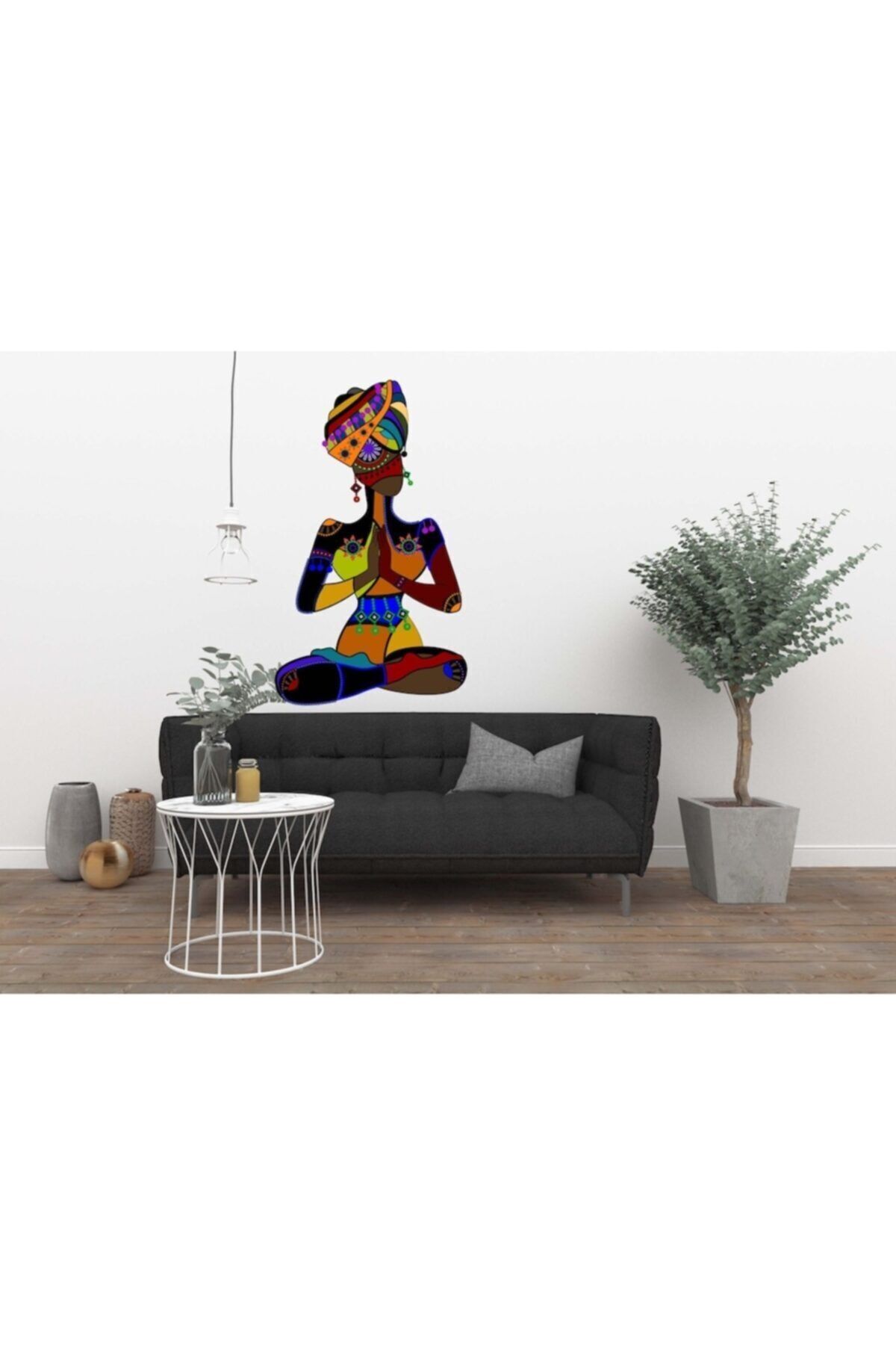 Meditasyon Yapan Afrikalı Kadın Duvar Sticker 70x100 Cm
