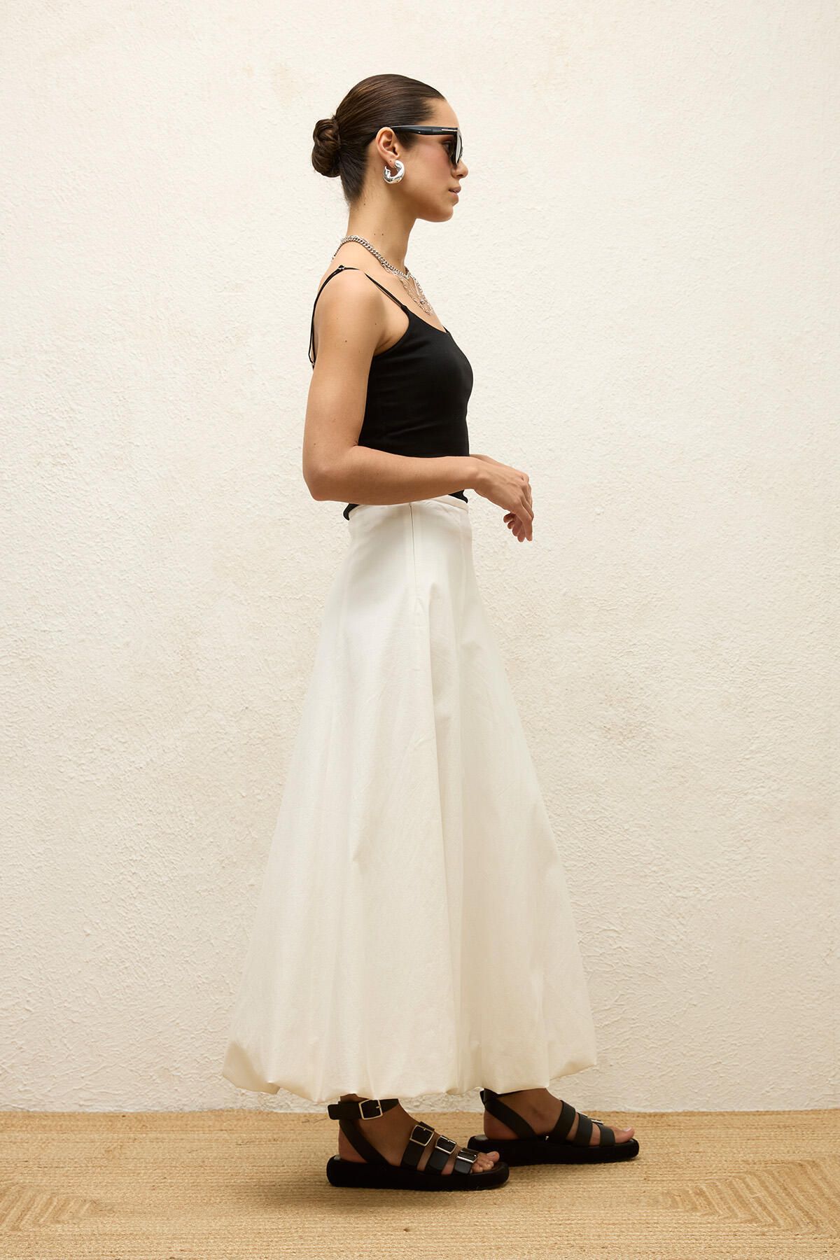 Manuka-Balloon Form Skirt - Ecru 5
