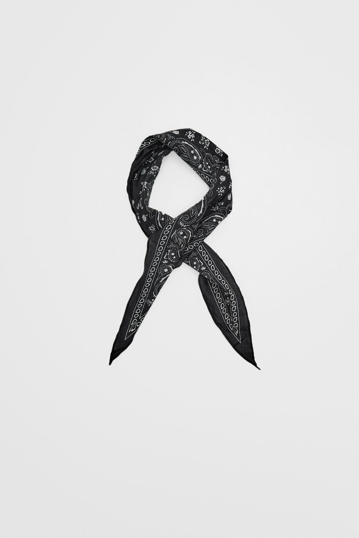 Stradivarius-Patterned Bandana 1